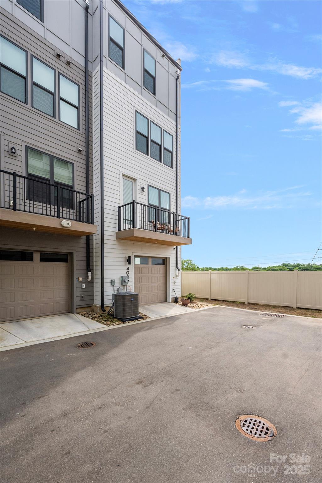 4002 Tundra Road