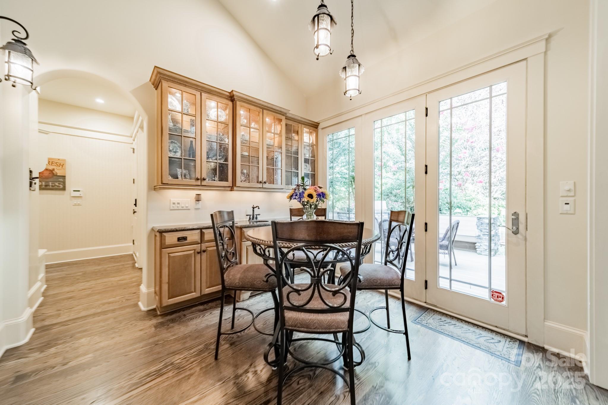 157 Dedham Loop
