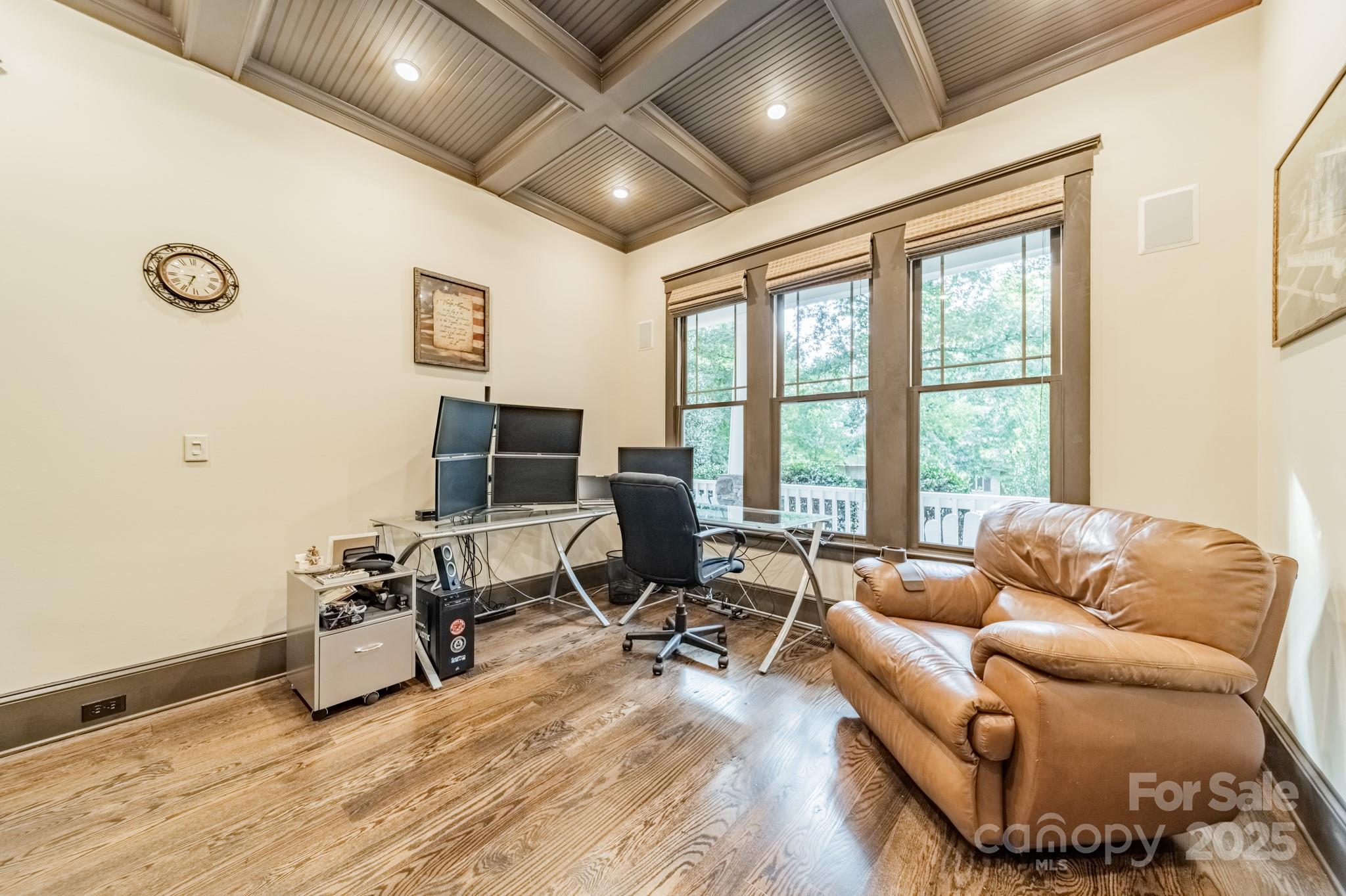 157 Dedham Loop