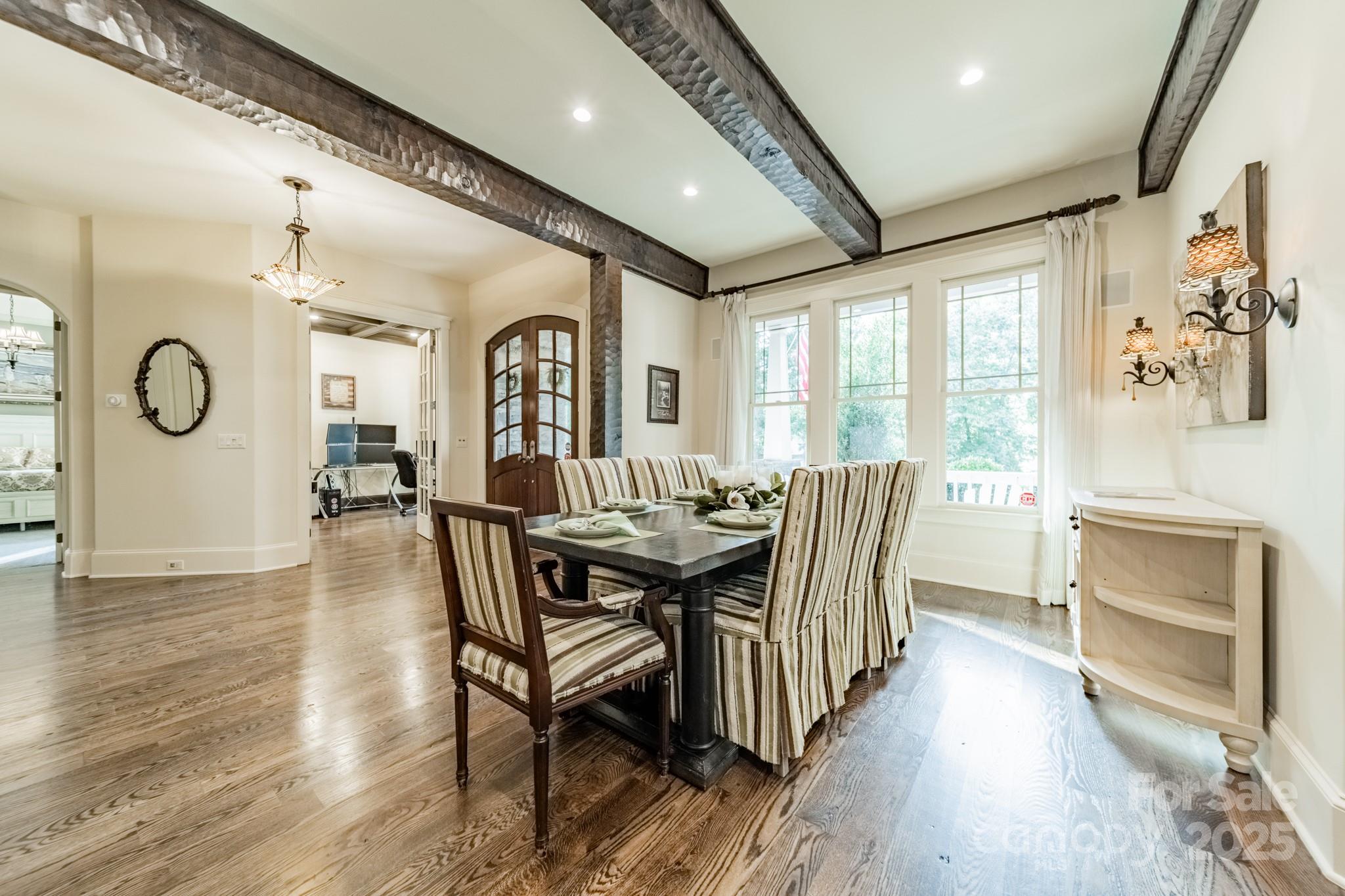 157 Dedham Loop