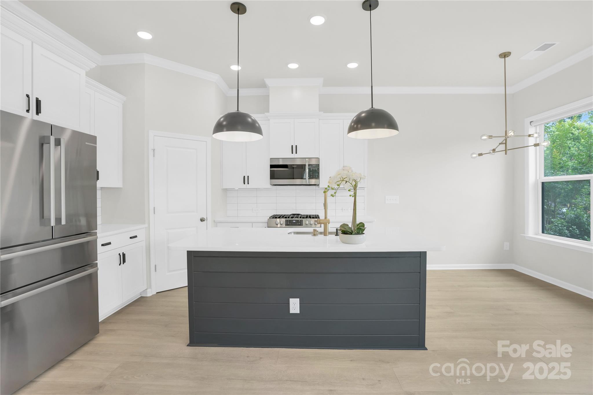 5946 Ardrey Kell Road