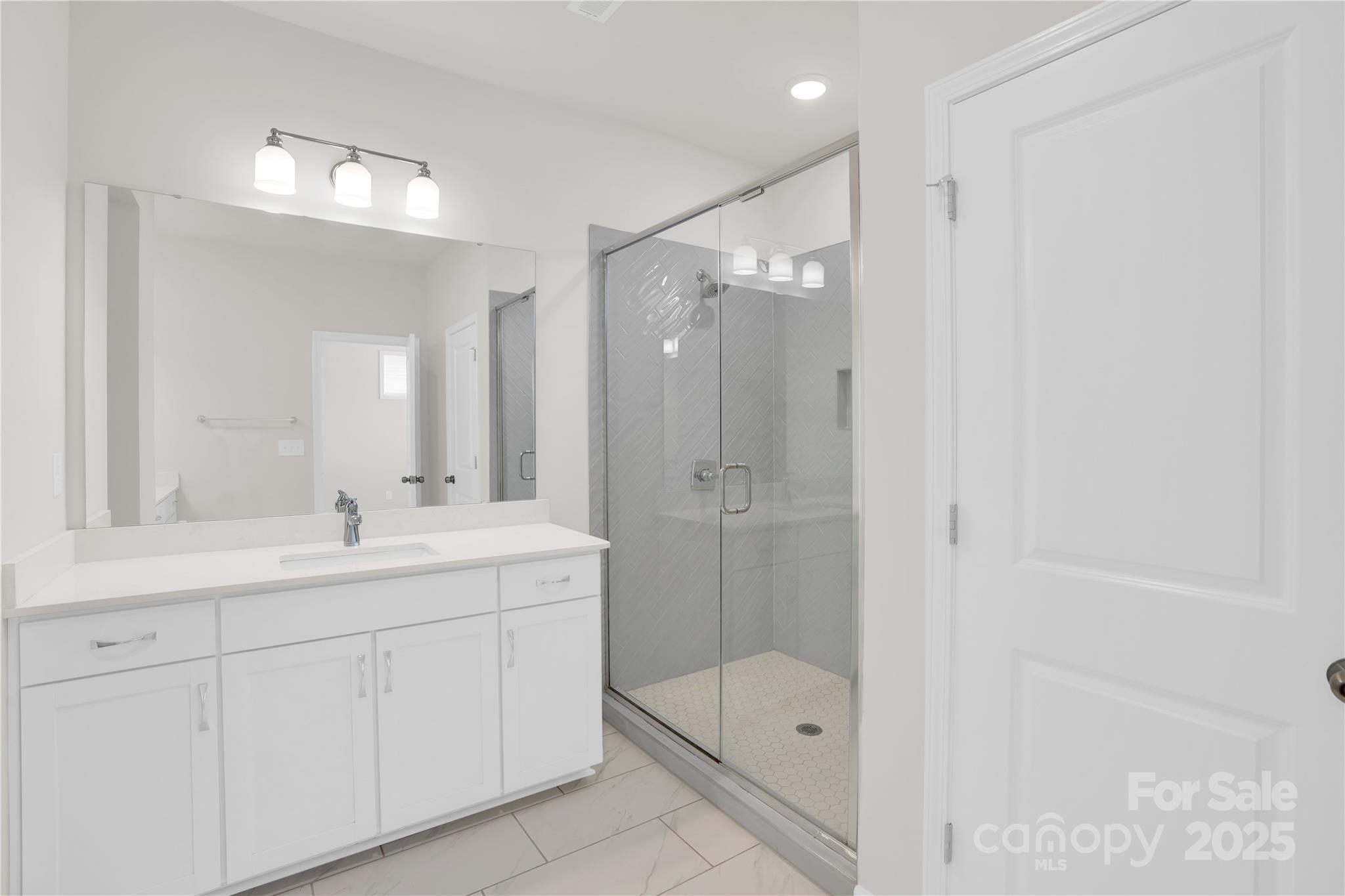 5946 Ardrey Kell Road