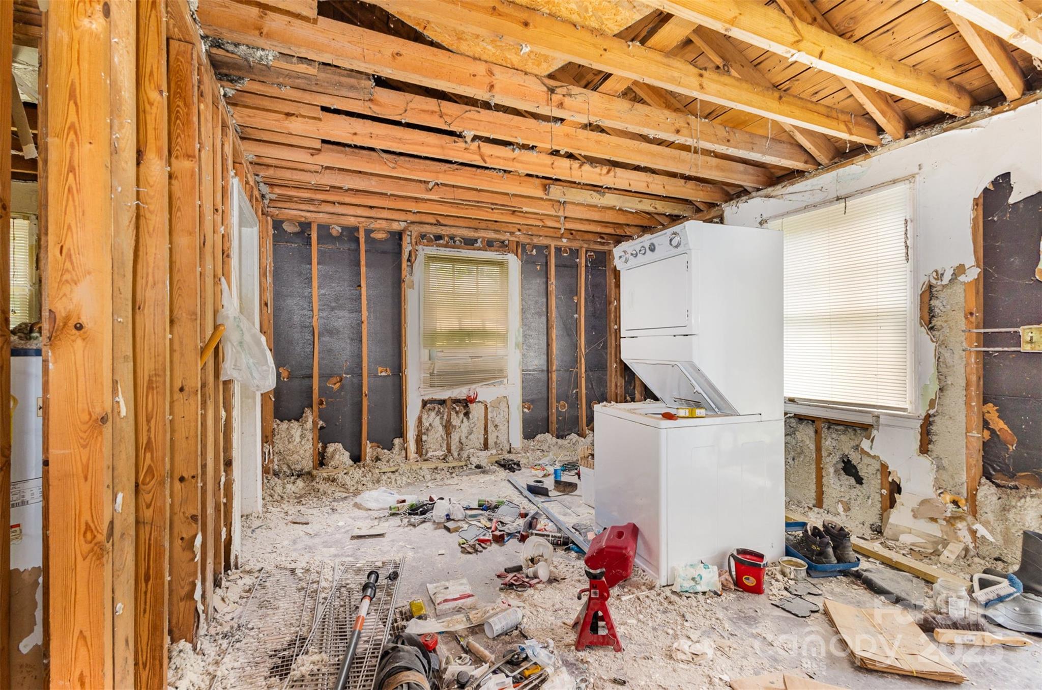 2308 Vanderbilt Road