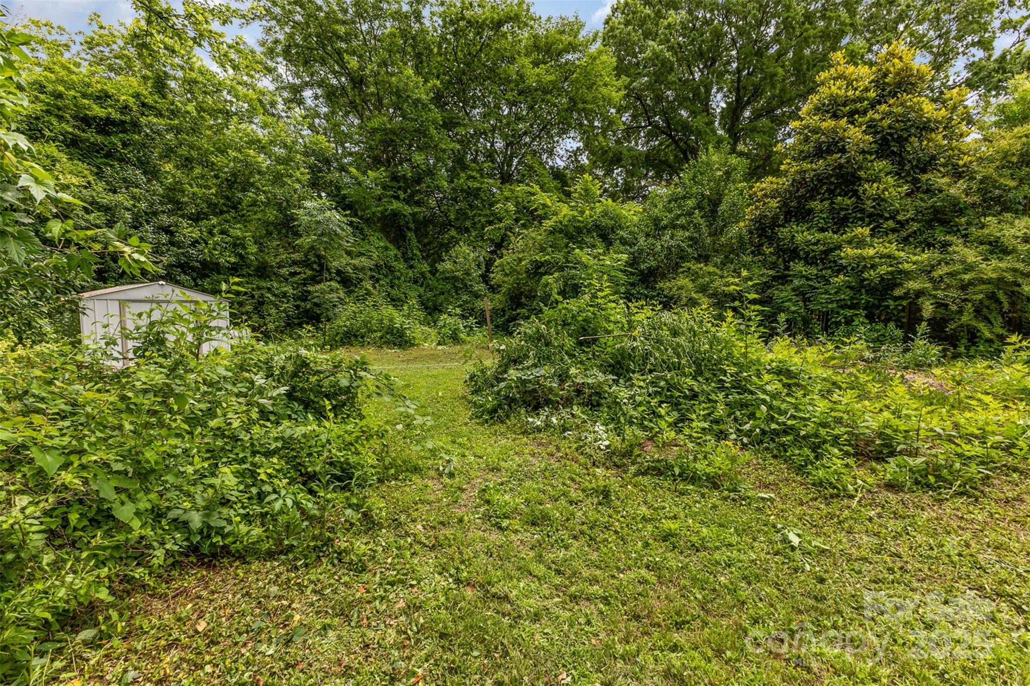 2308 Vanderbilt Road