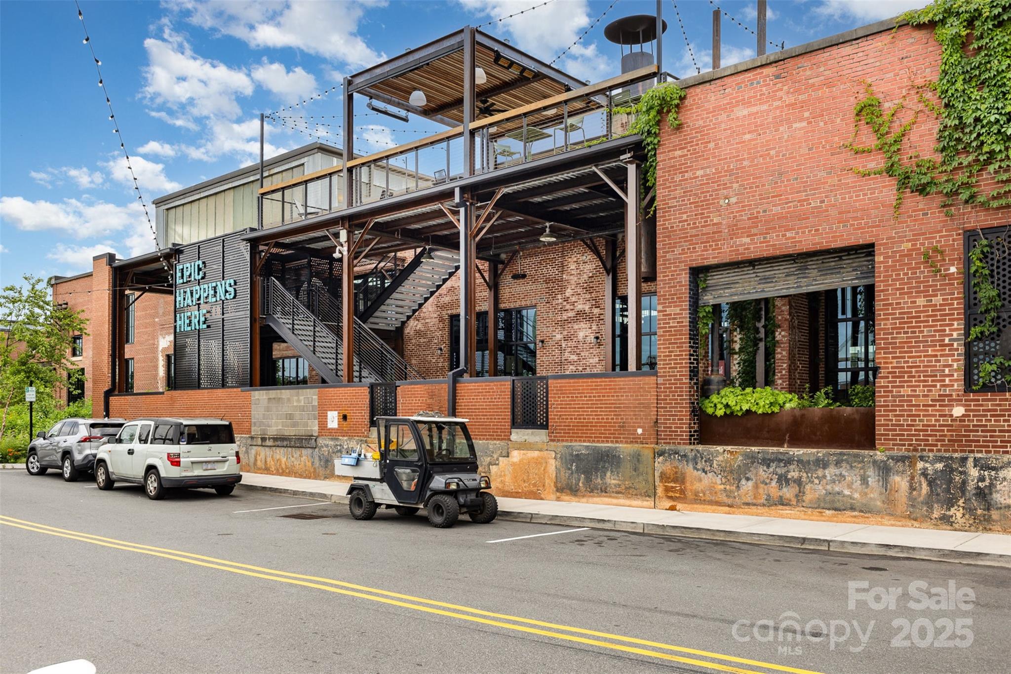 2308 Vanderbilt Road