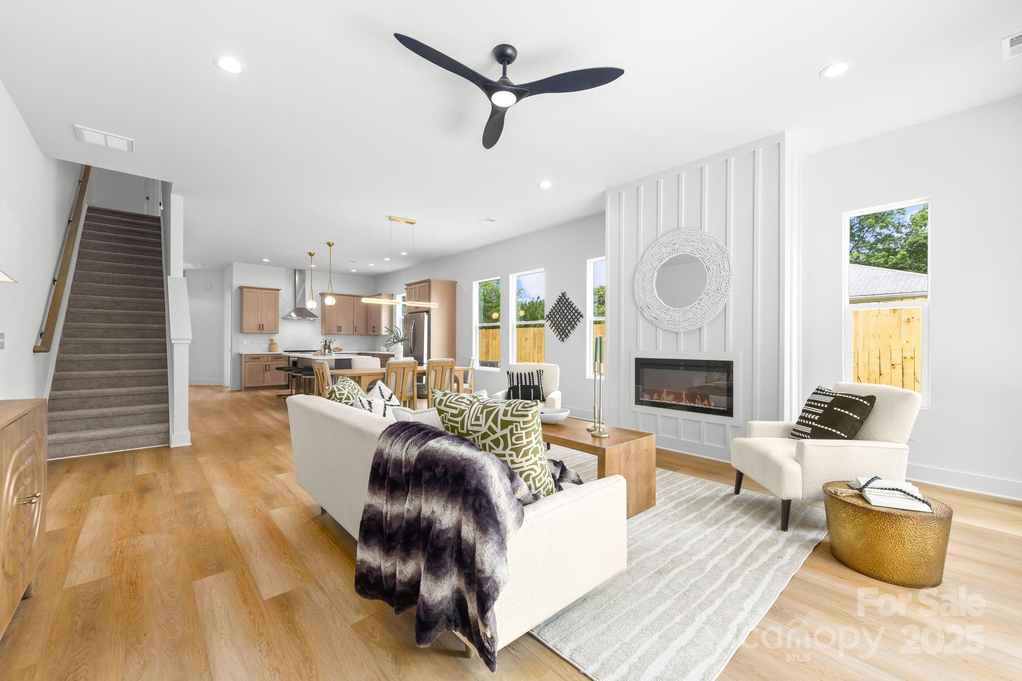 2413 Pruitt Street