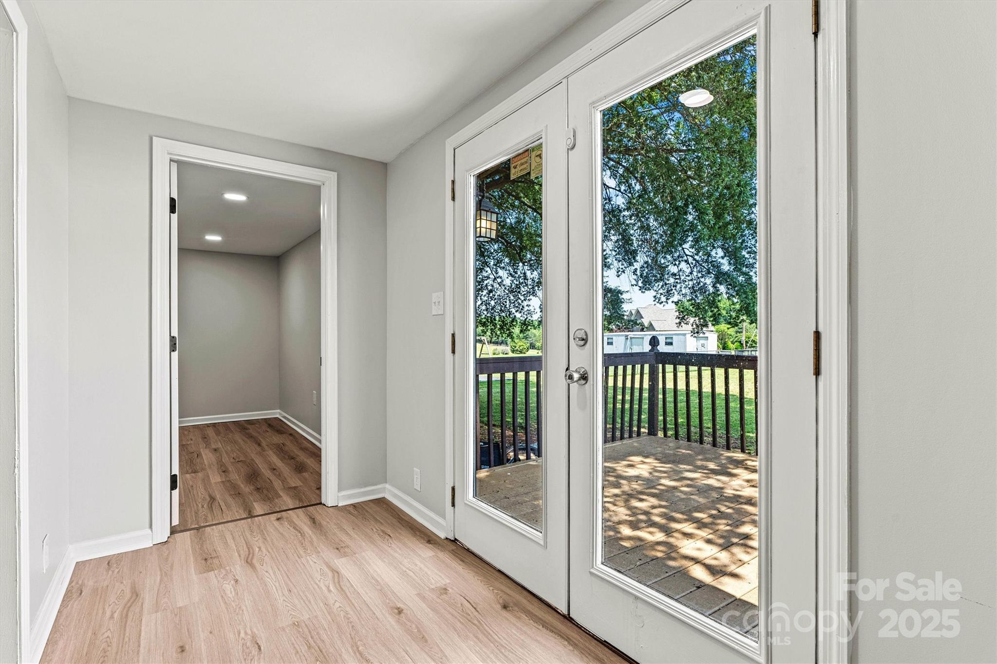 3372 Lee Lawing Road