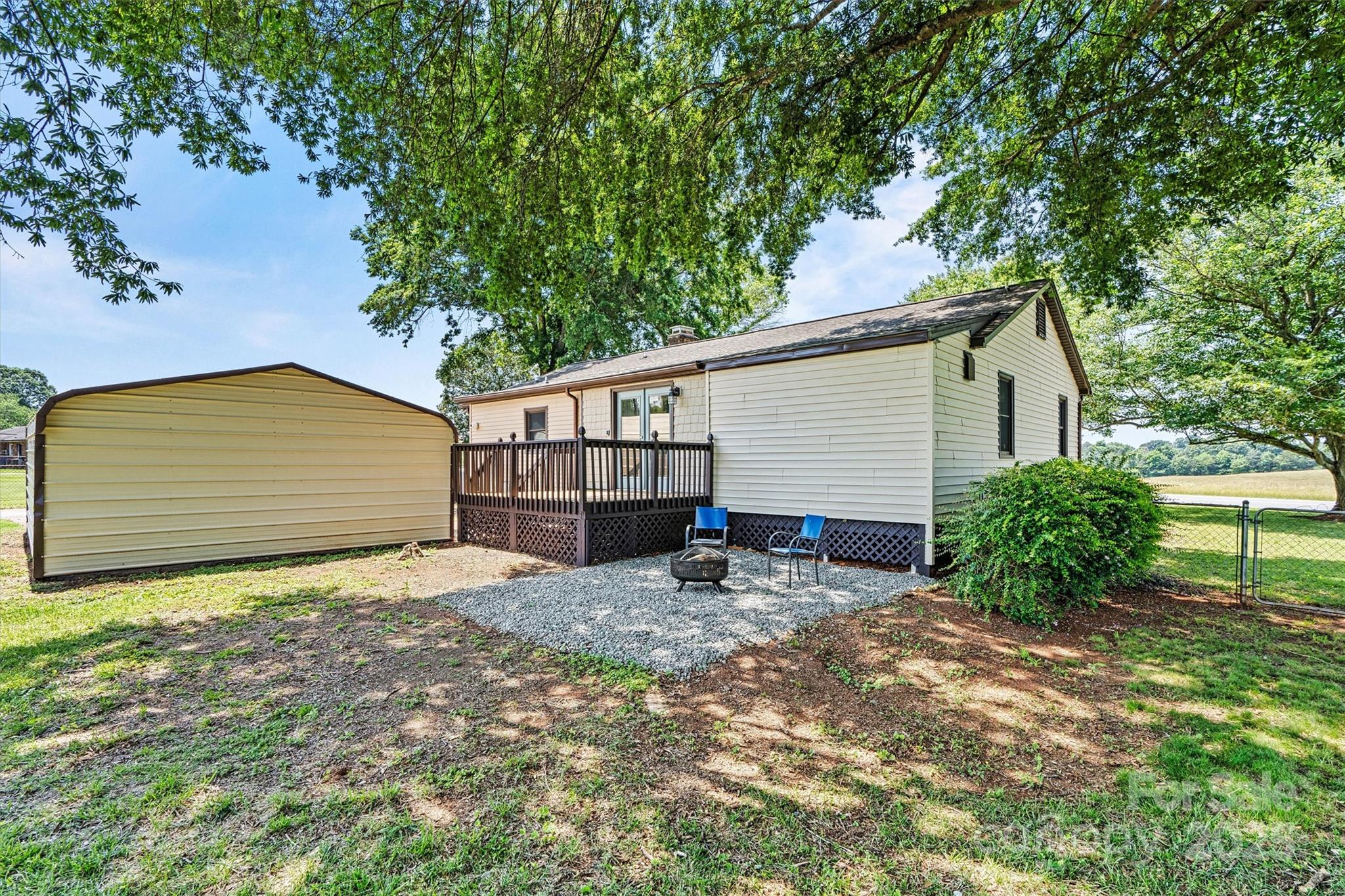 3372 Lee Lawing Road