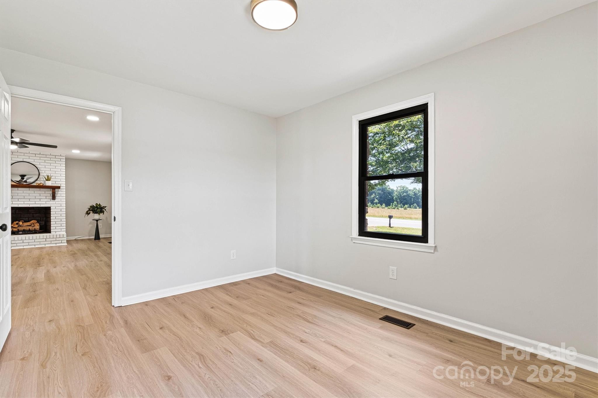 3372 Lee Lawing Road