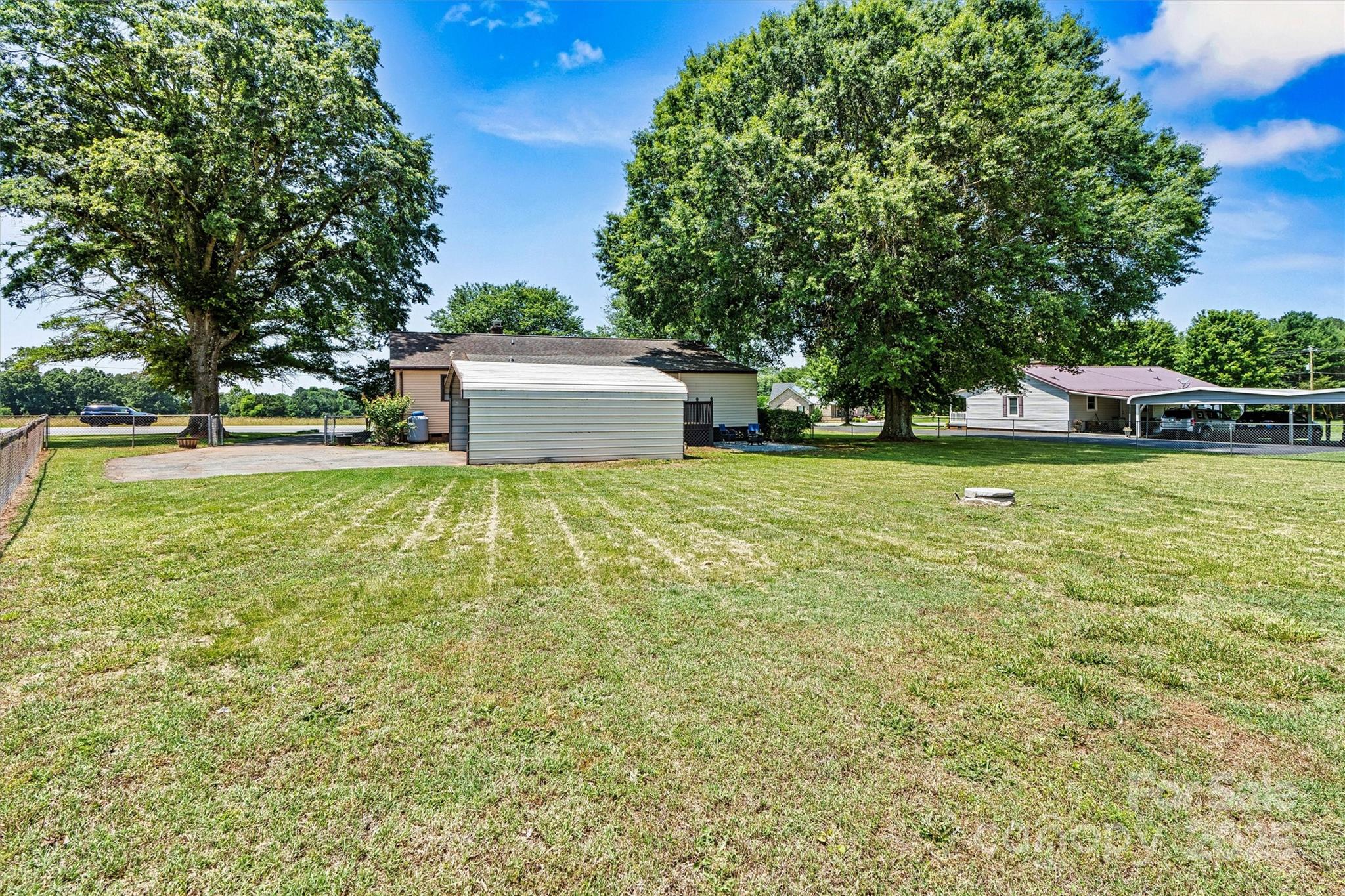 3372 Lee Lawing Road