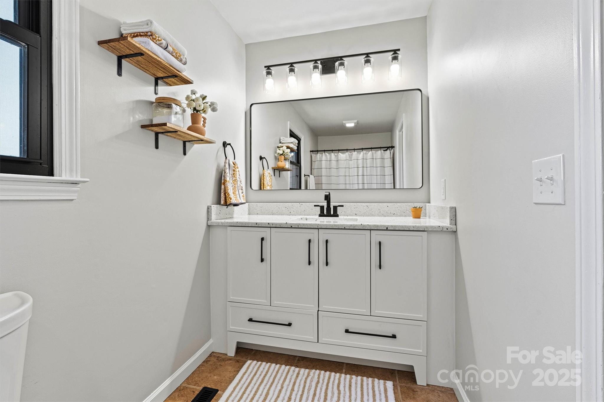 3372 Lee Lawing Road