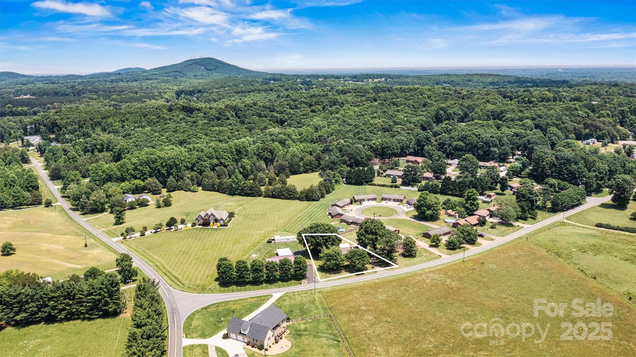 3372 Lee Lawing Road