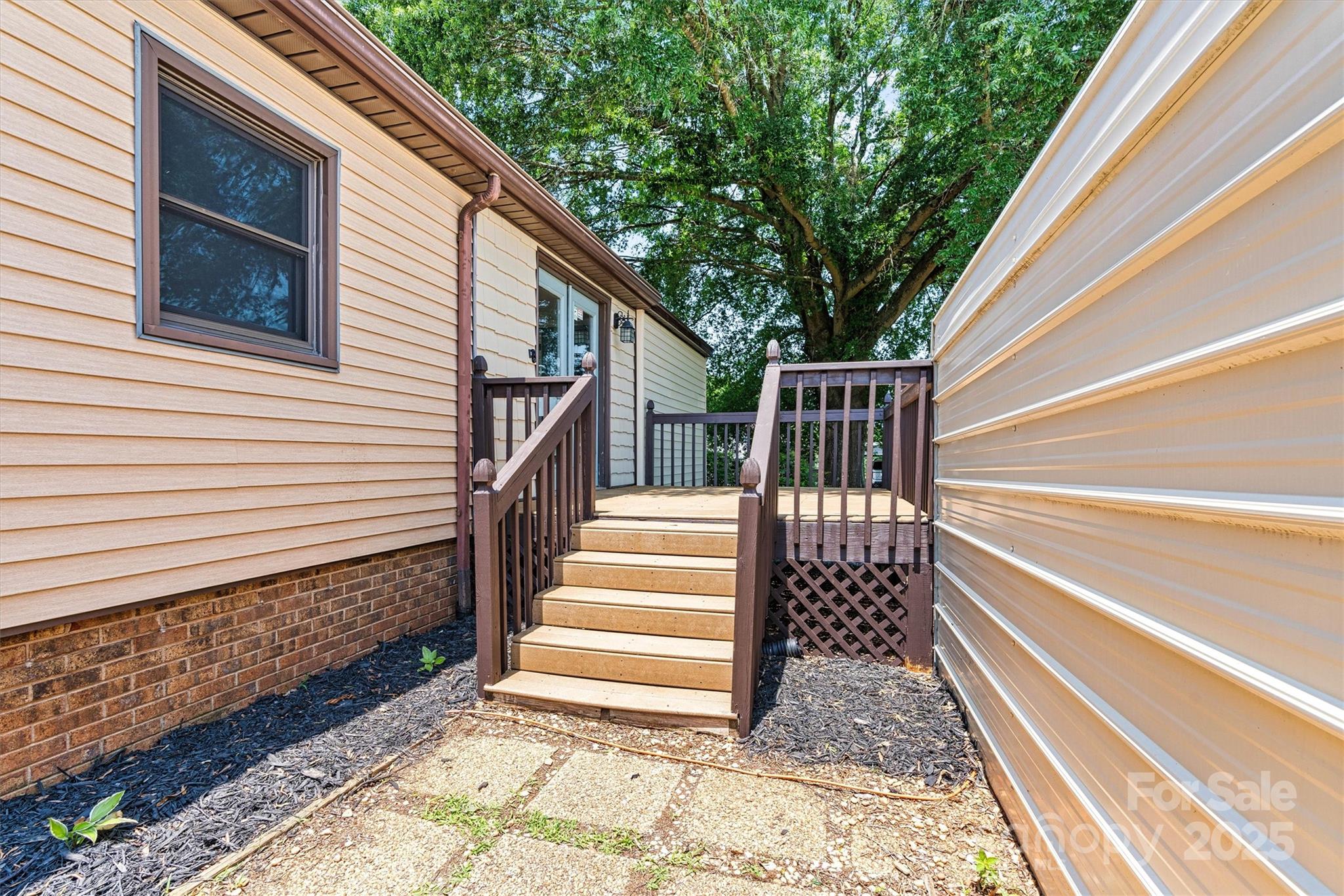 3372 Lee Lawing Road