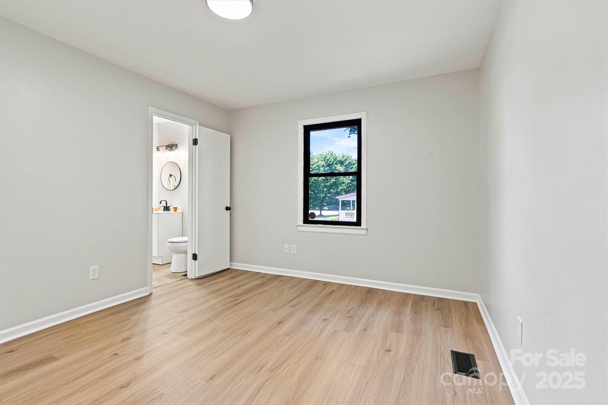 3372 Lee Lawing Road