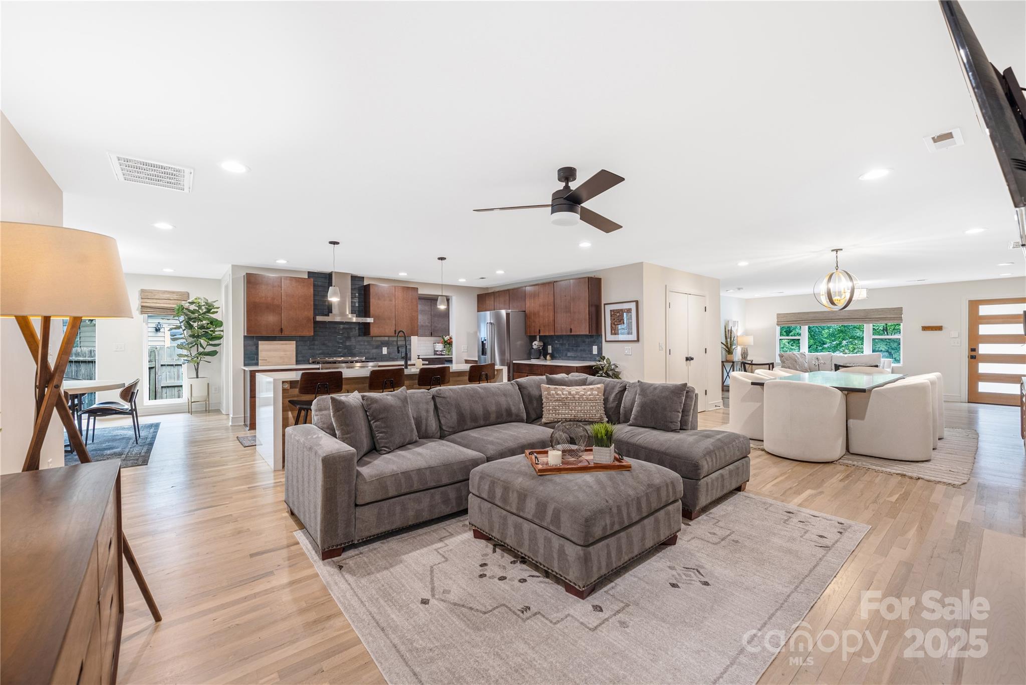 531 Manhasset Road