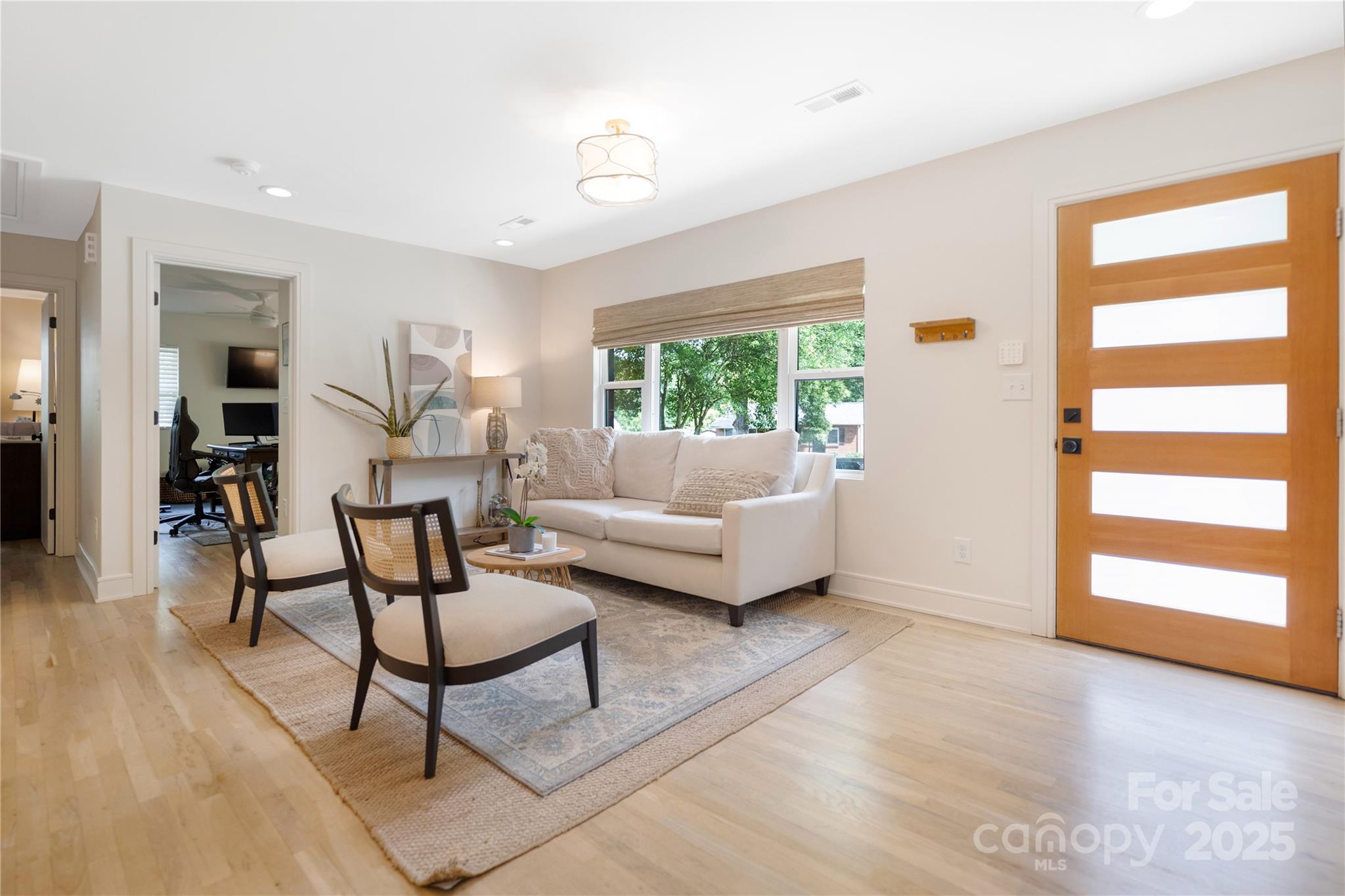 531 Manhasset Road
