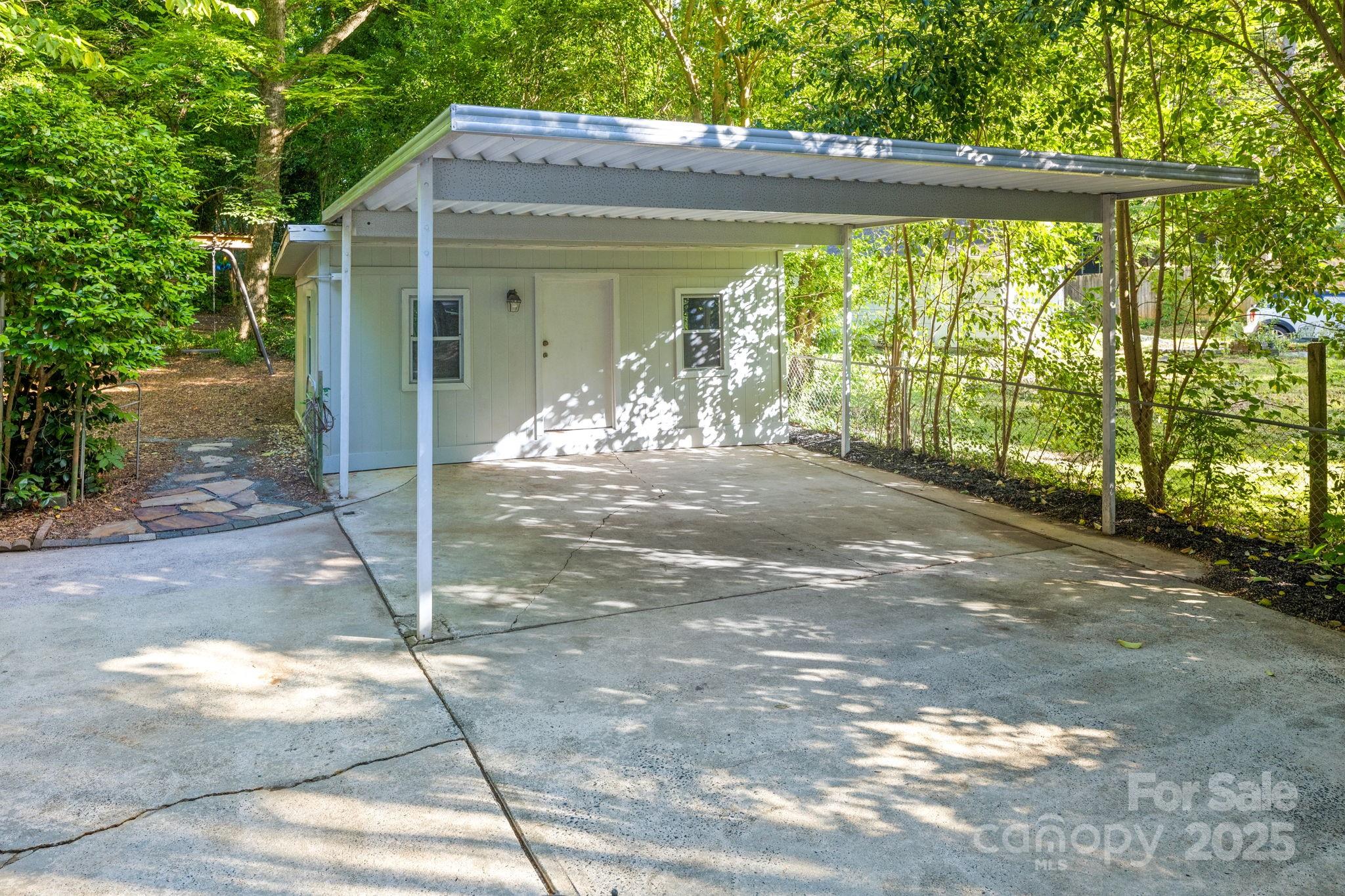 3519 Campbell Drive