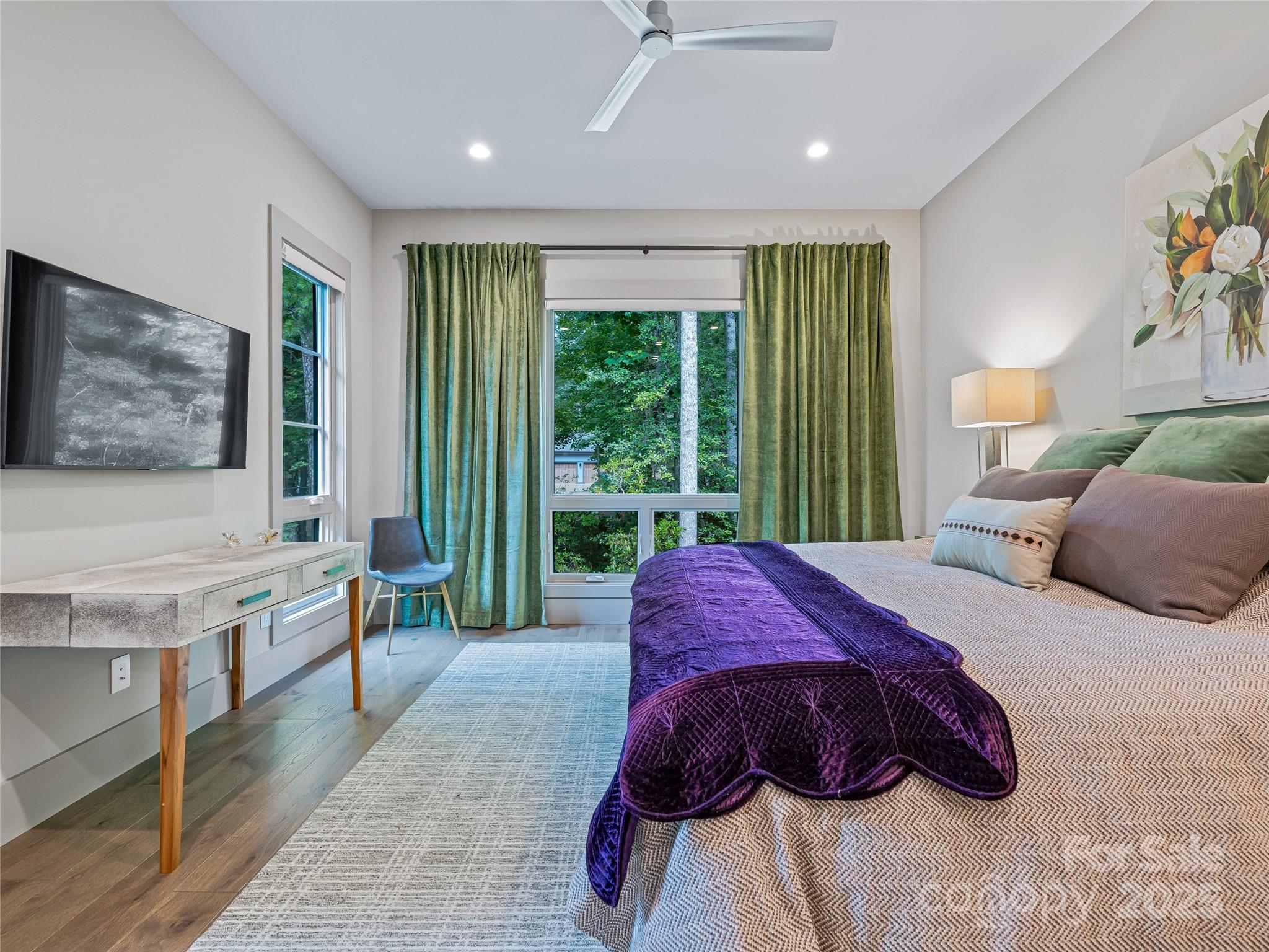 3 Nestlewood Drive