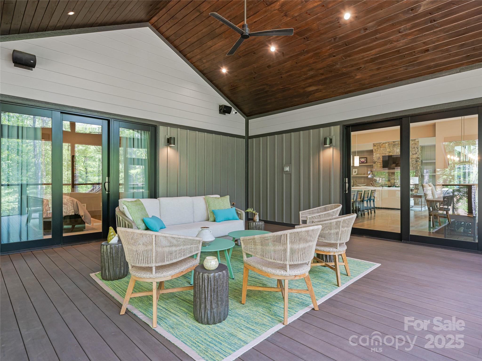3 Nestlewood Drive