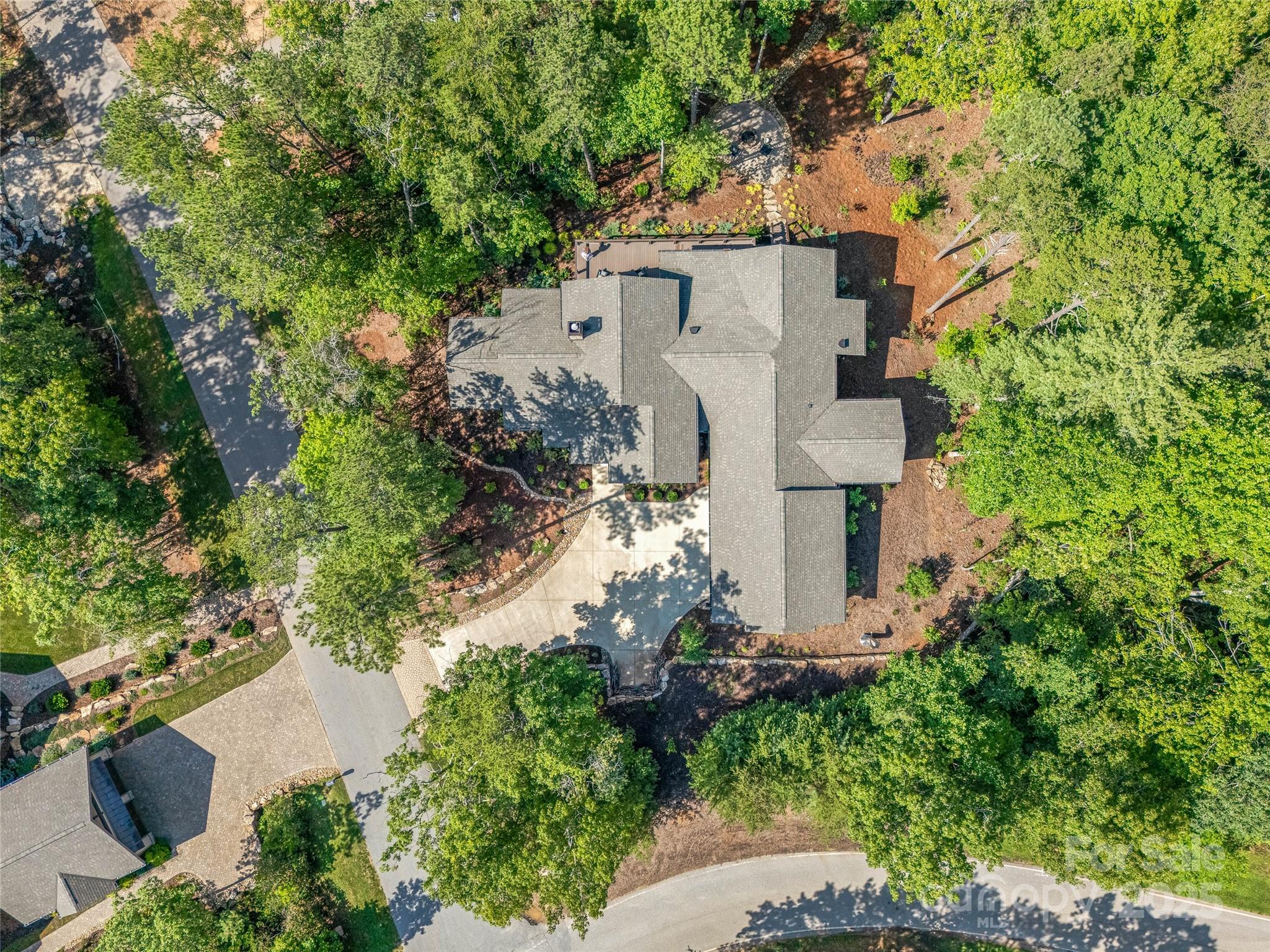 3 Nestlewood Drive
