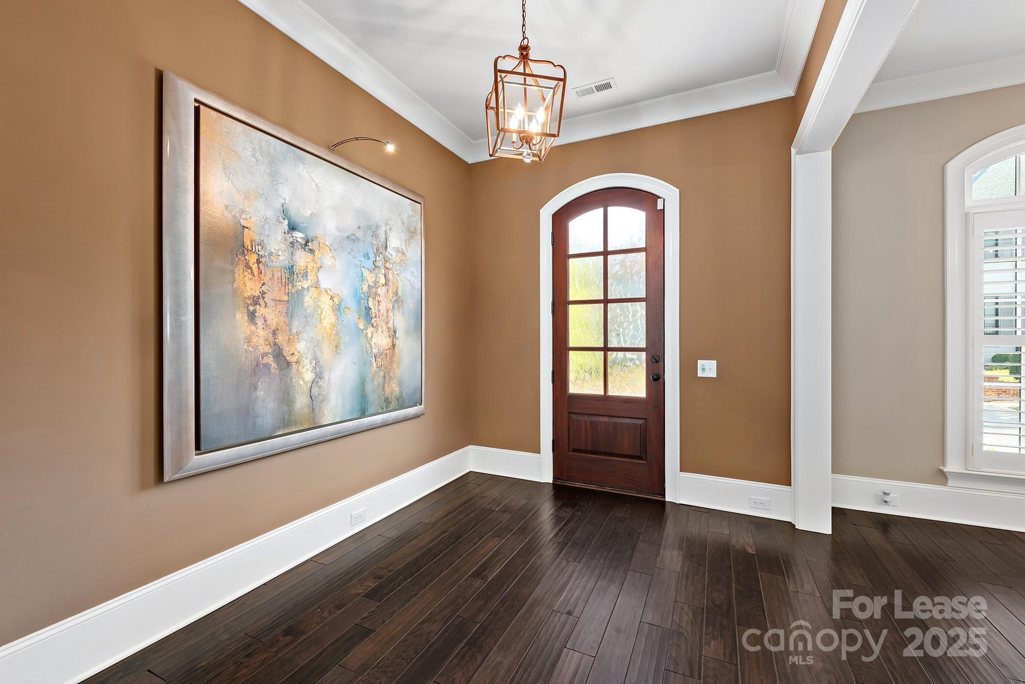 1104 Churchill Commons Drive