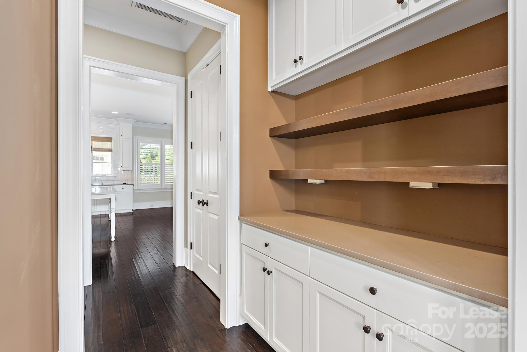 1104 Churchill Commons Drive
