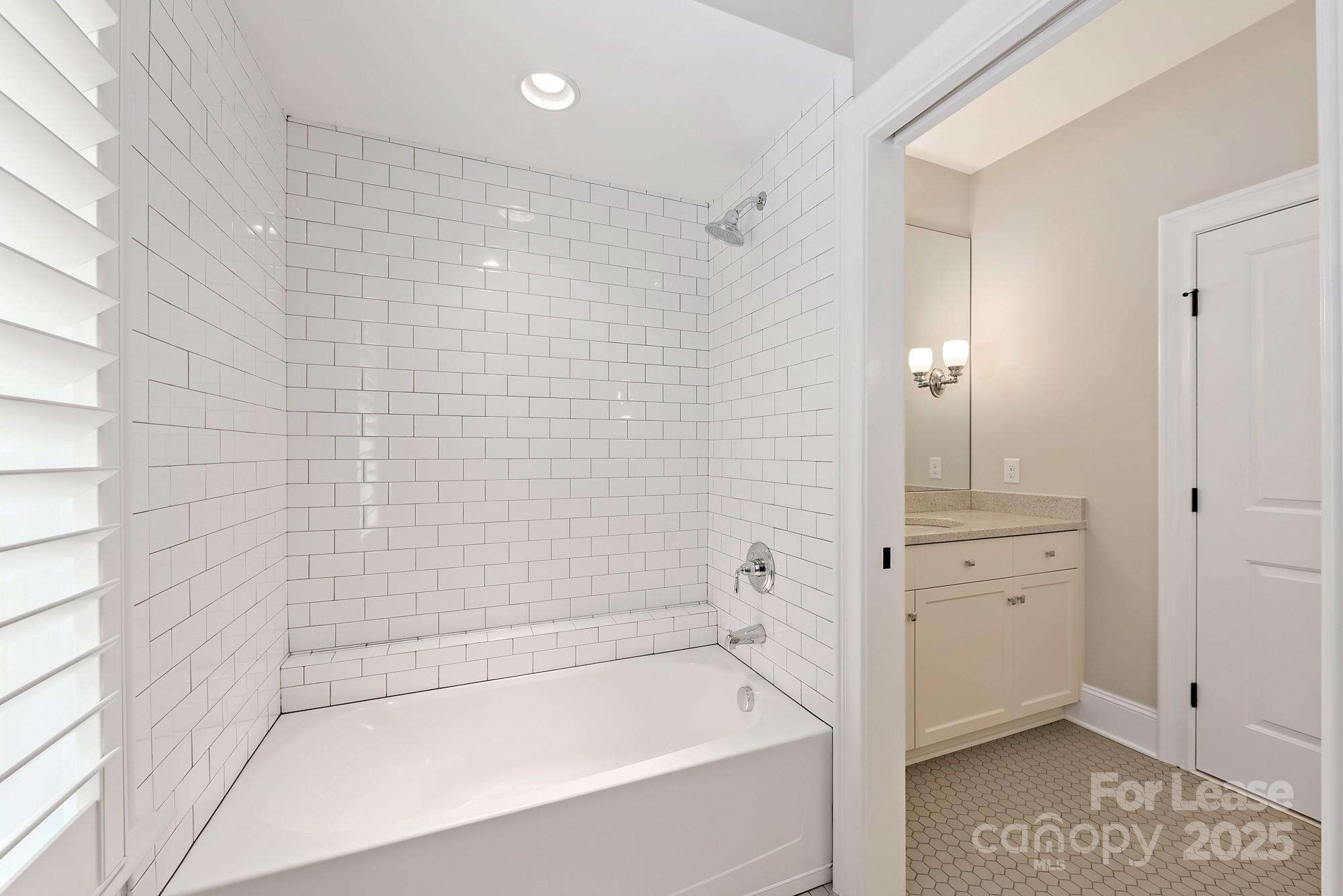 1104 Churchill Commons Drive