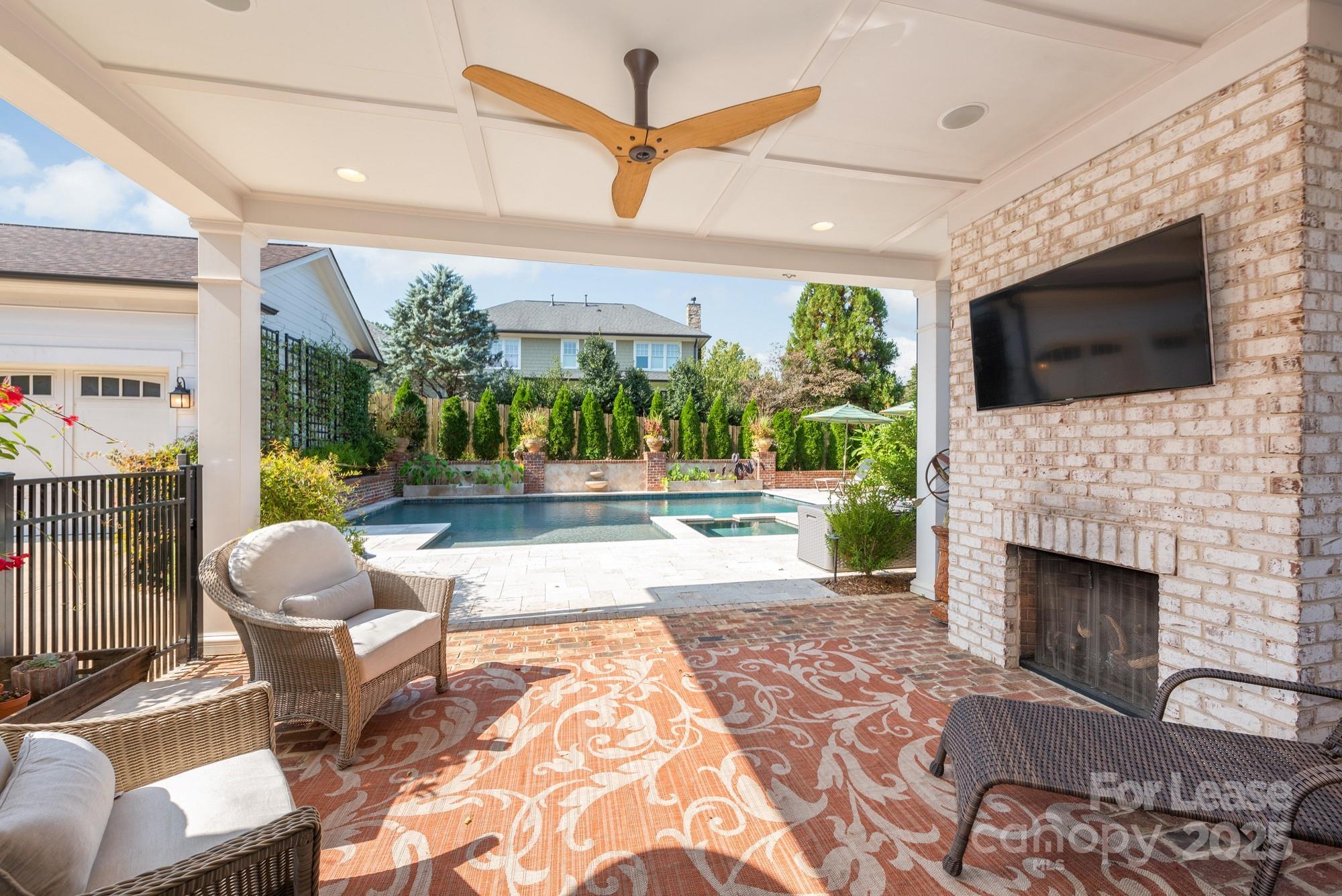 1104 Churchill Commons Drive