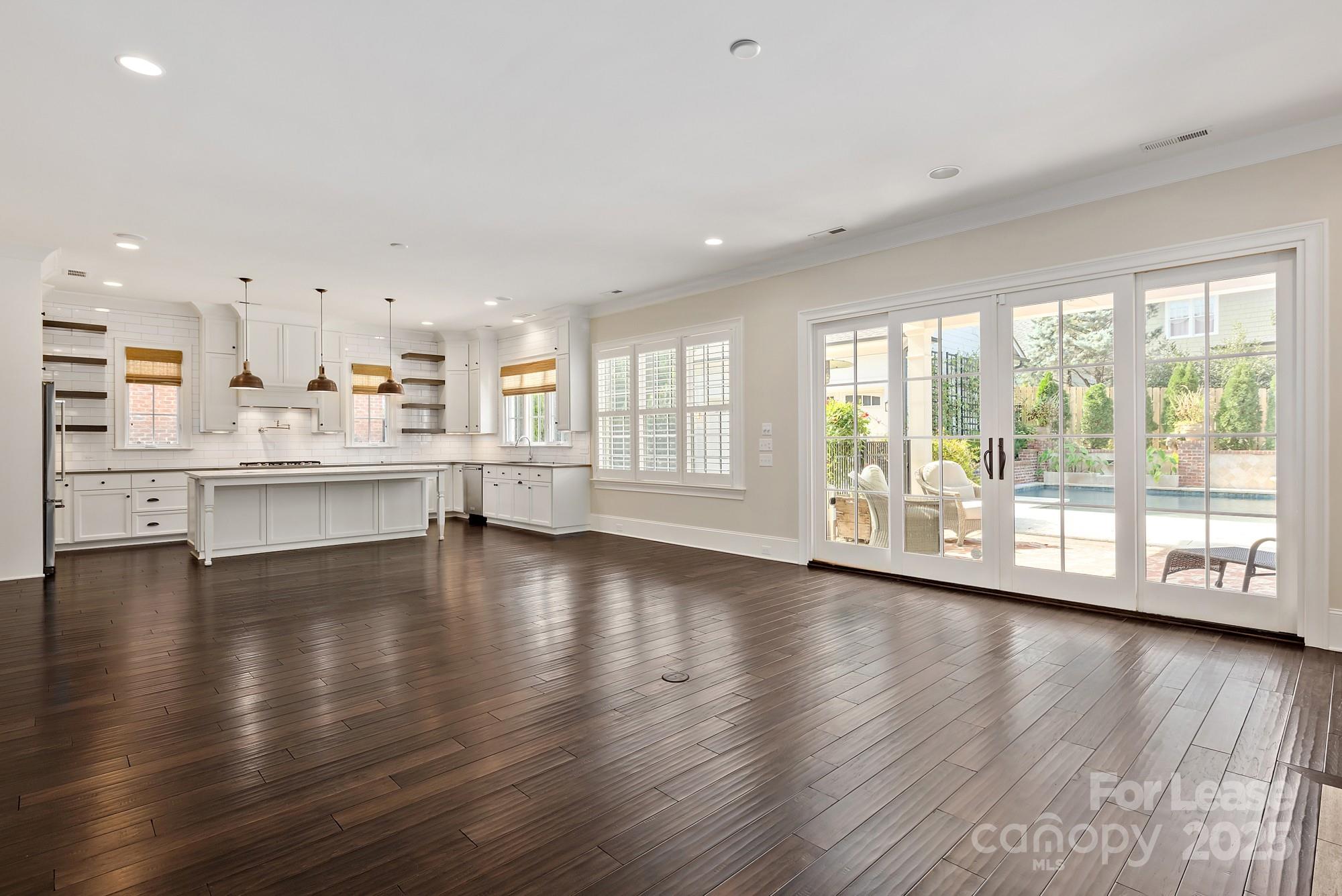 1104 Churchill Commons Drive
