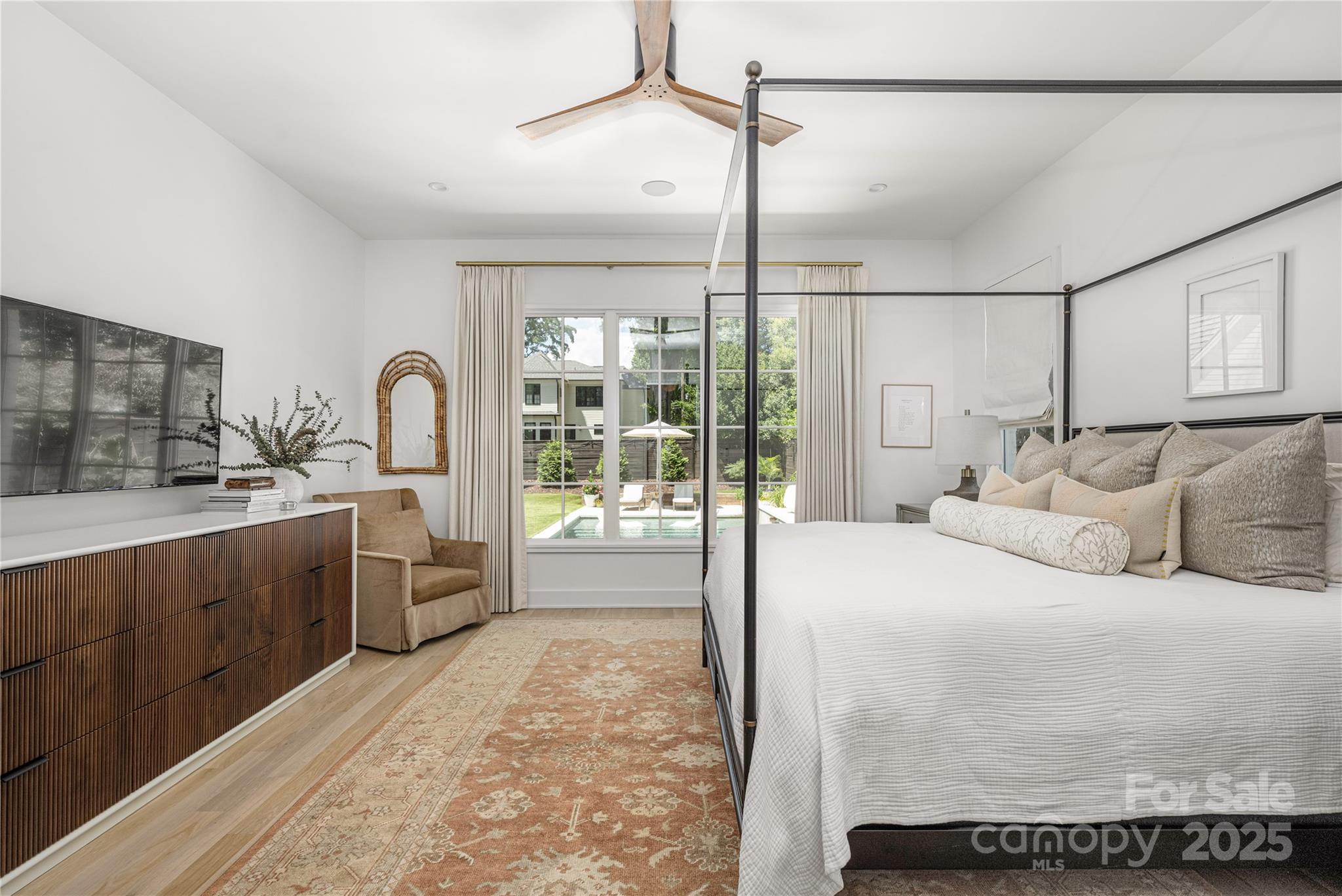 1401 Heather Lane