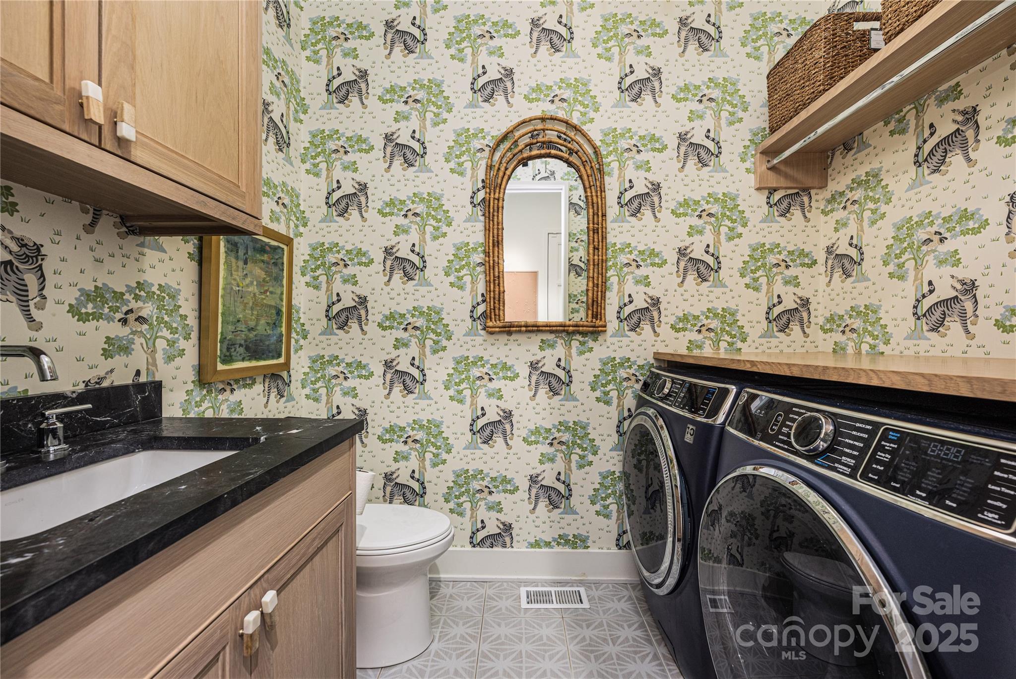 1401 Heather Lane
