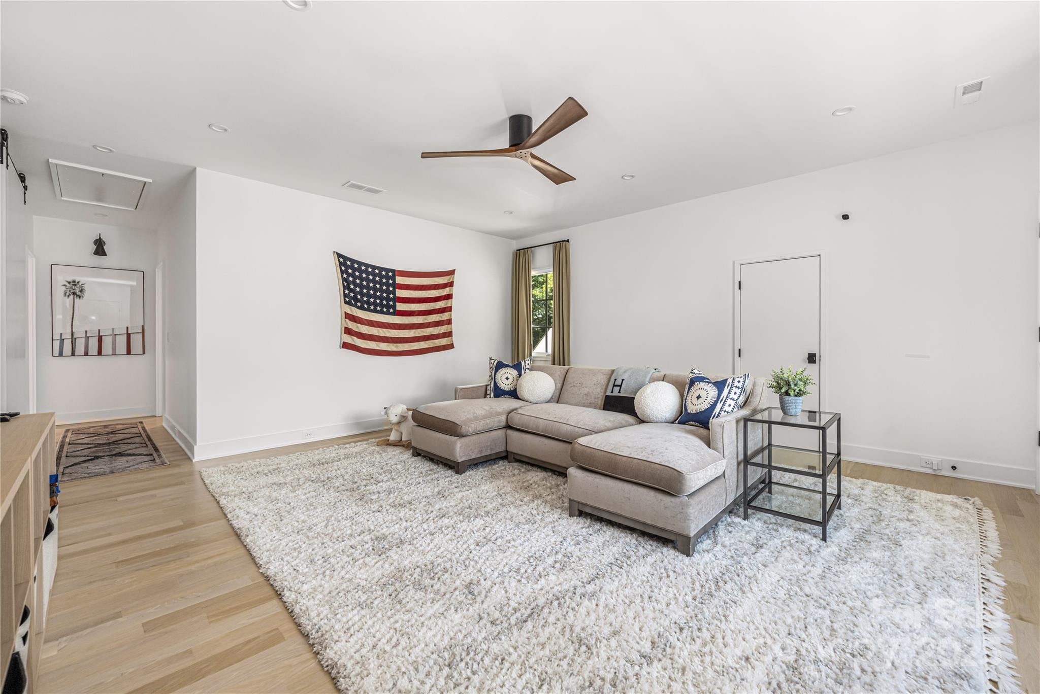 1401 Heather Lane