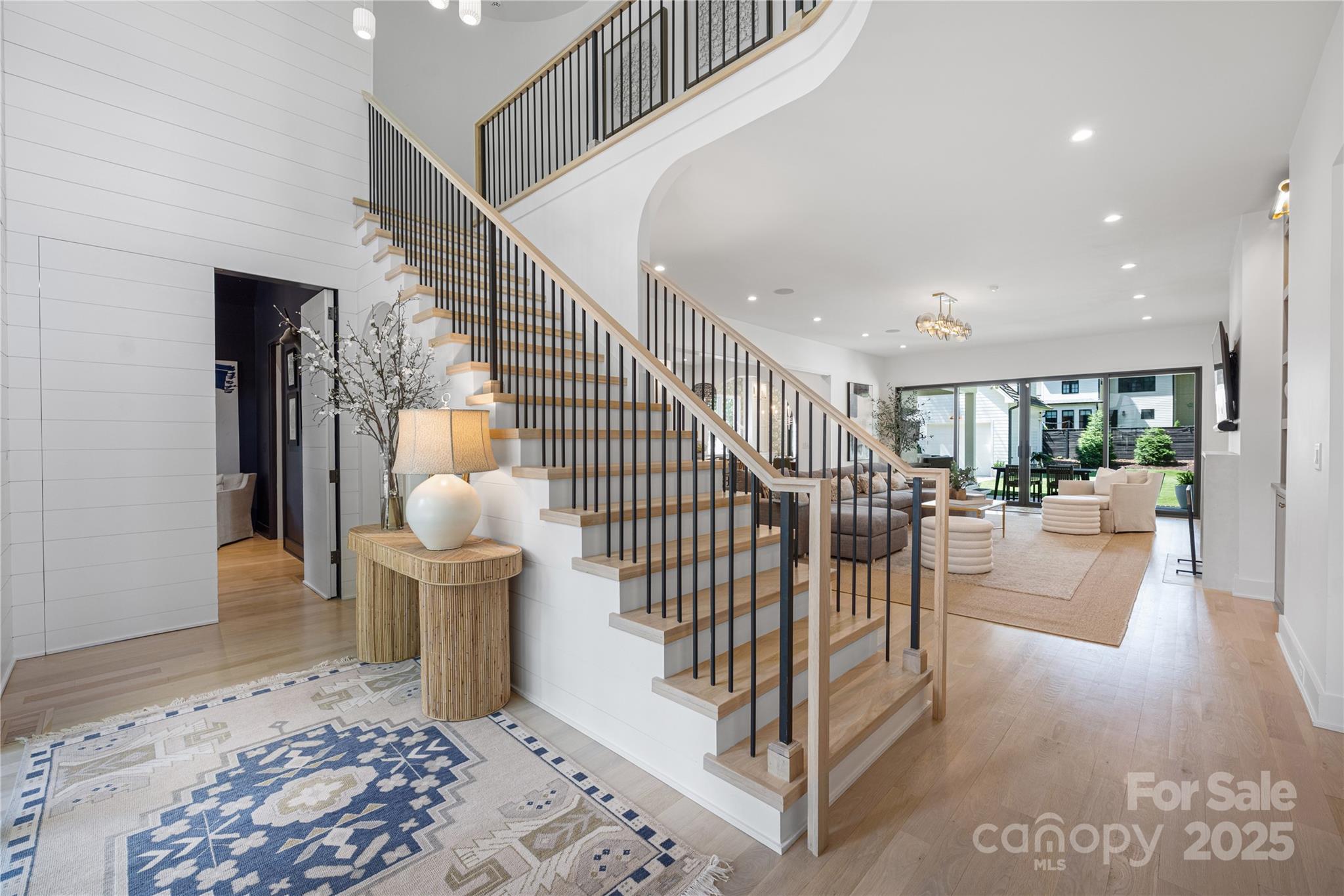 1401 Heather Lane