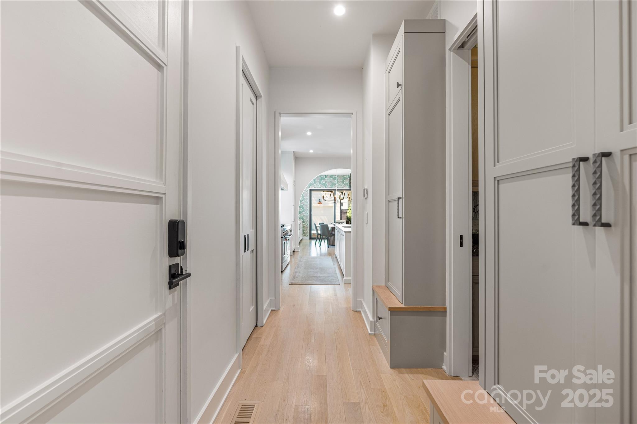1401 Heather Lane