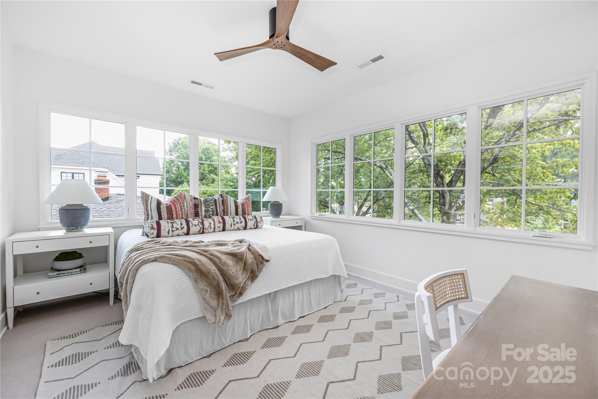 1401 Heather Lane