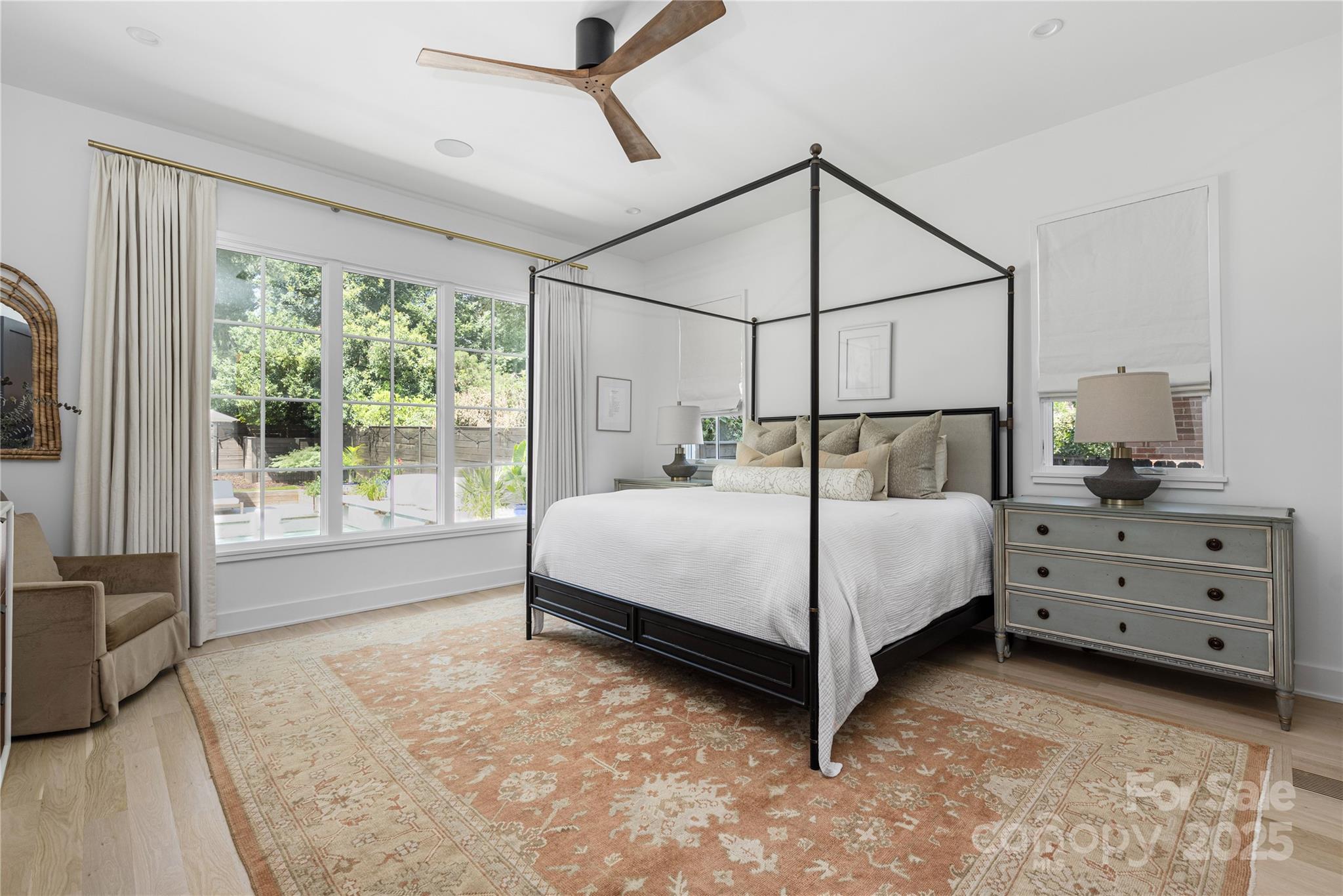 1401 Heather Lane