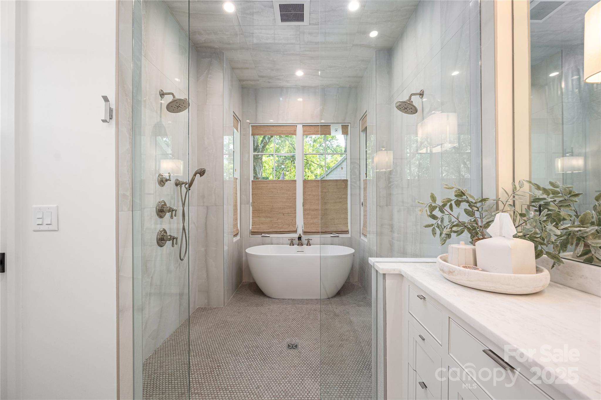 1401 Heather Lane
