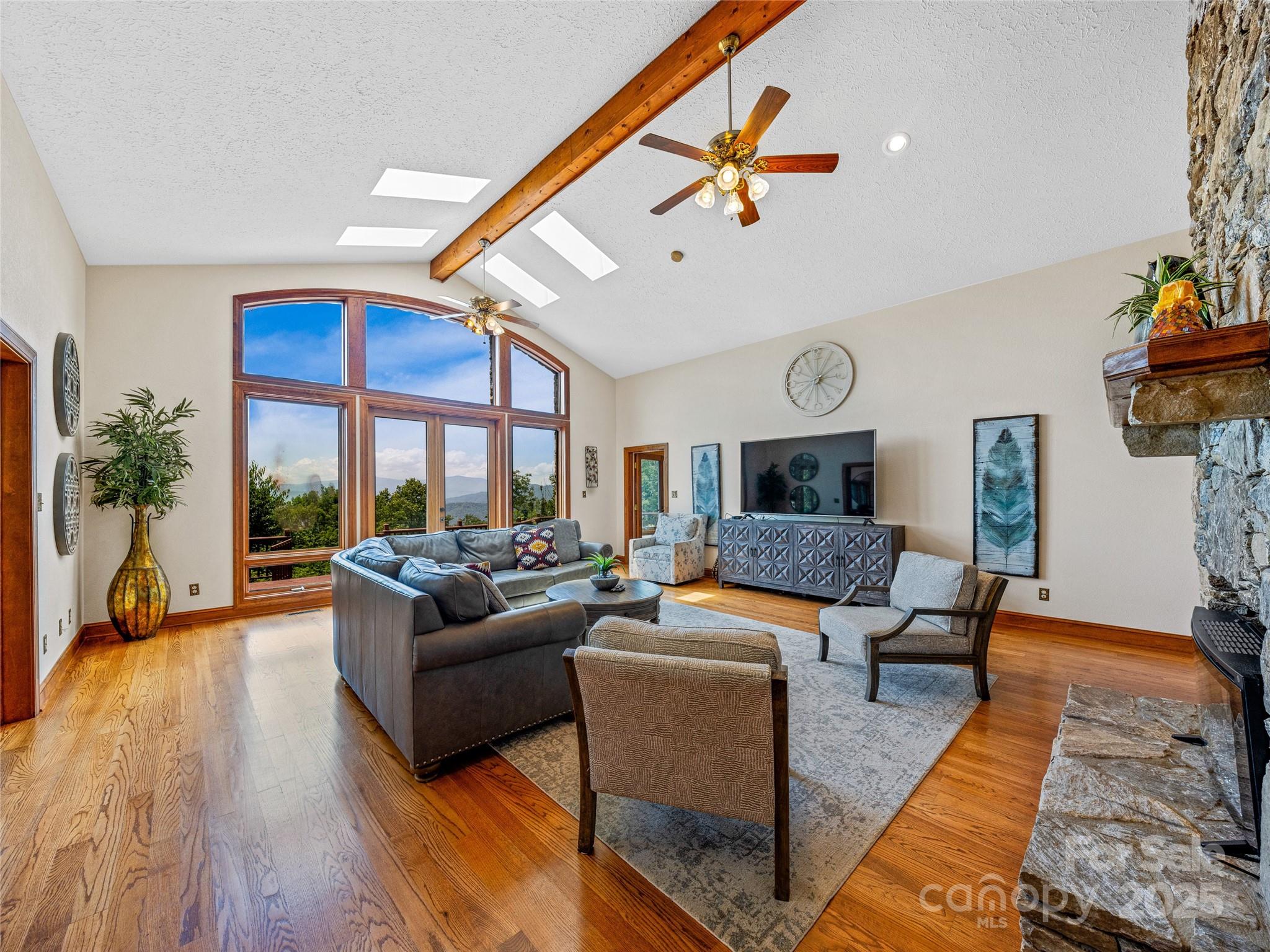 514 Lab Mountain Trail