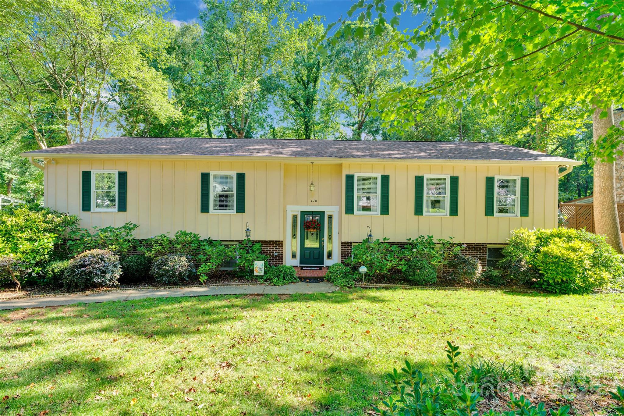 470 17th Avenue Drive NE Unit: LOT 6