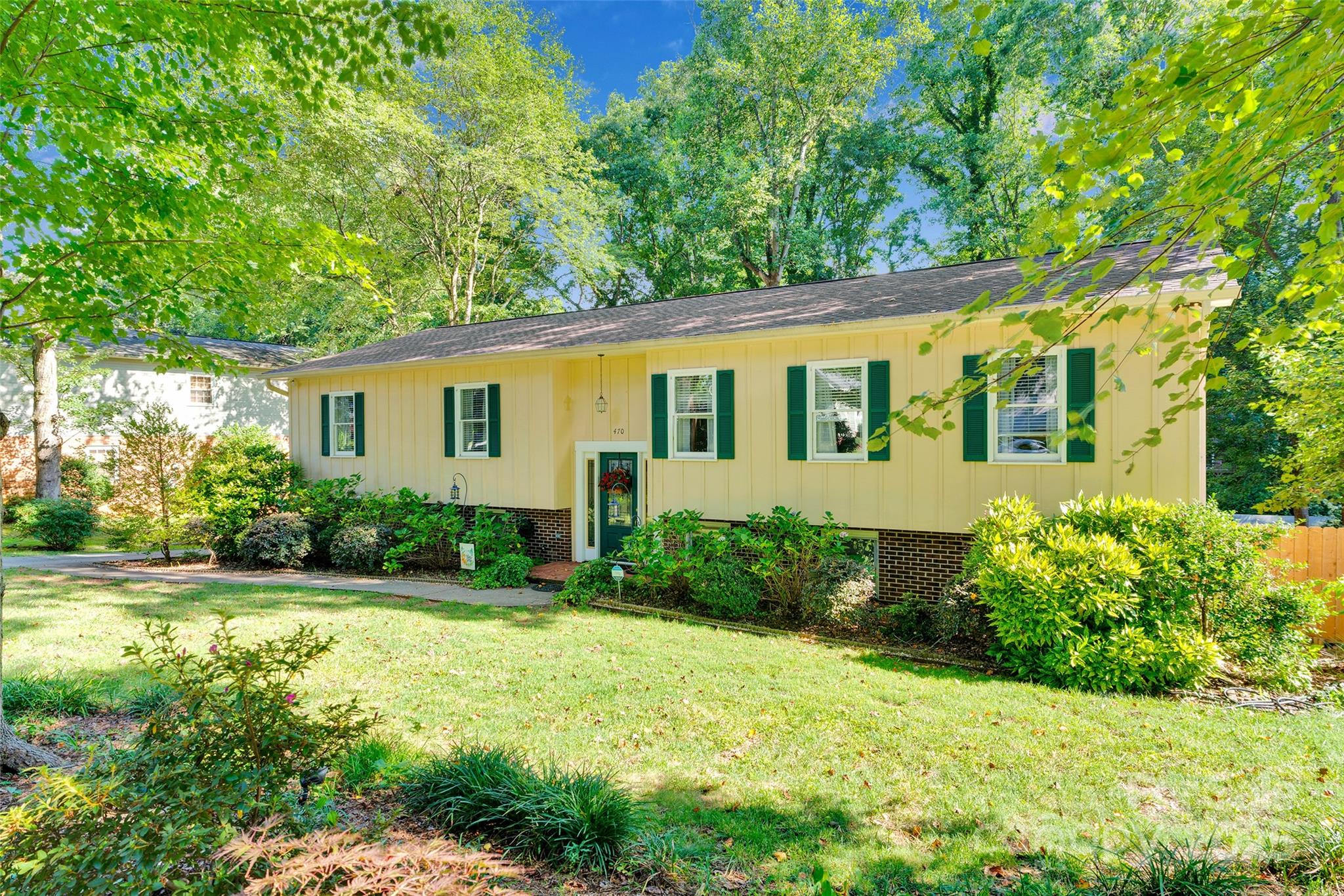 470 17th Avenue Drive NE Unit: LOT 6