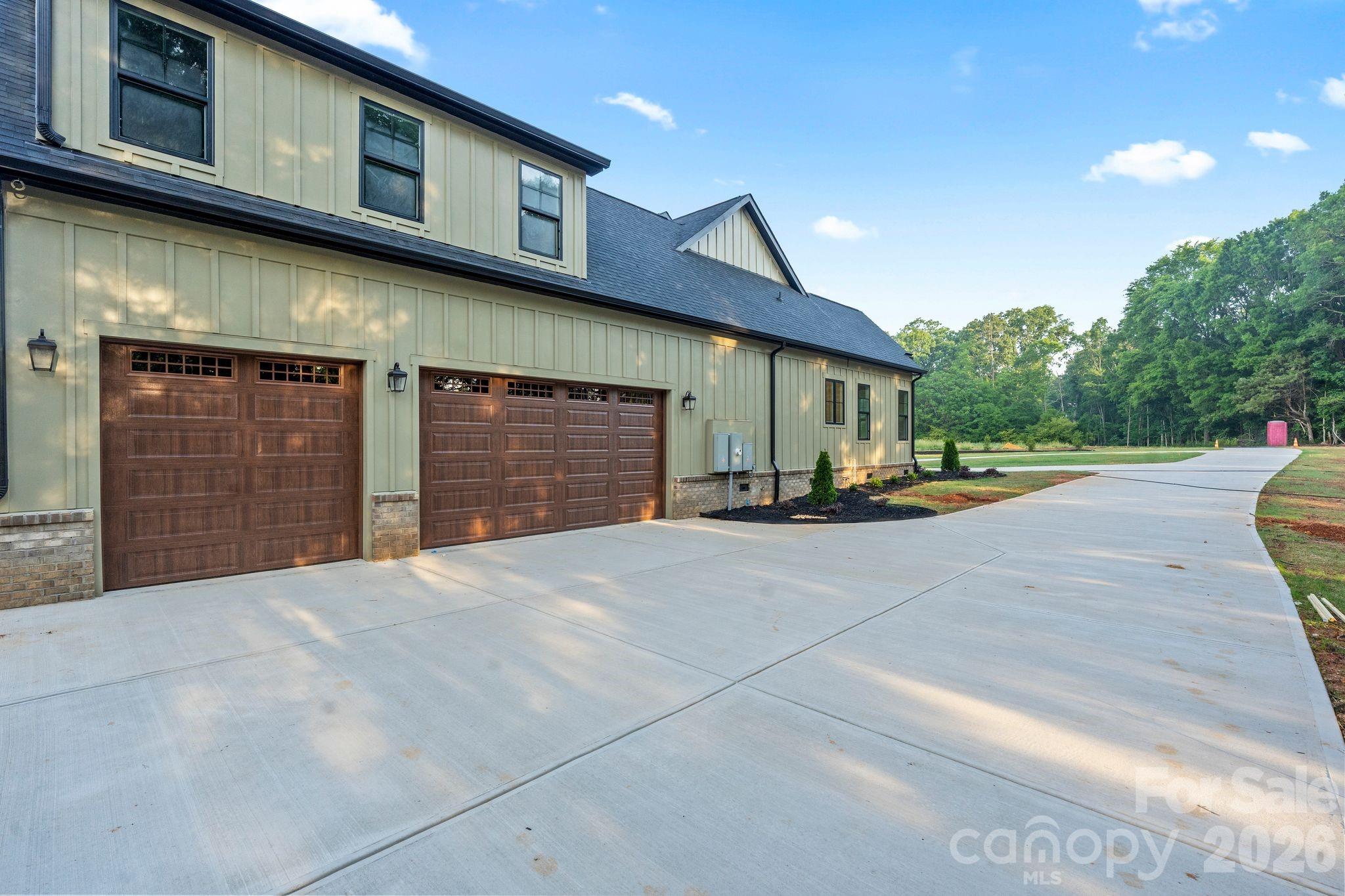 5313 Old highway Highway