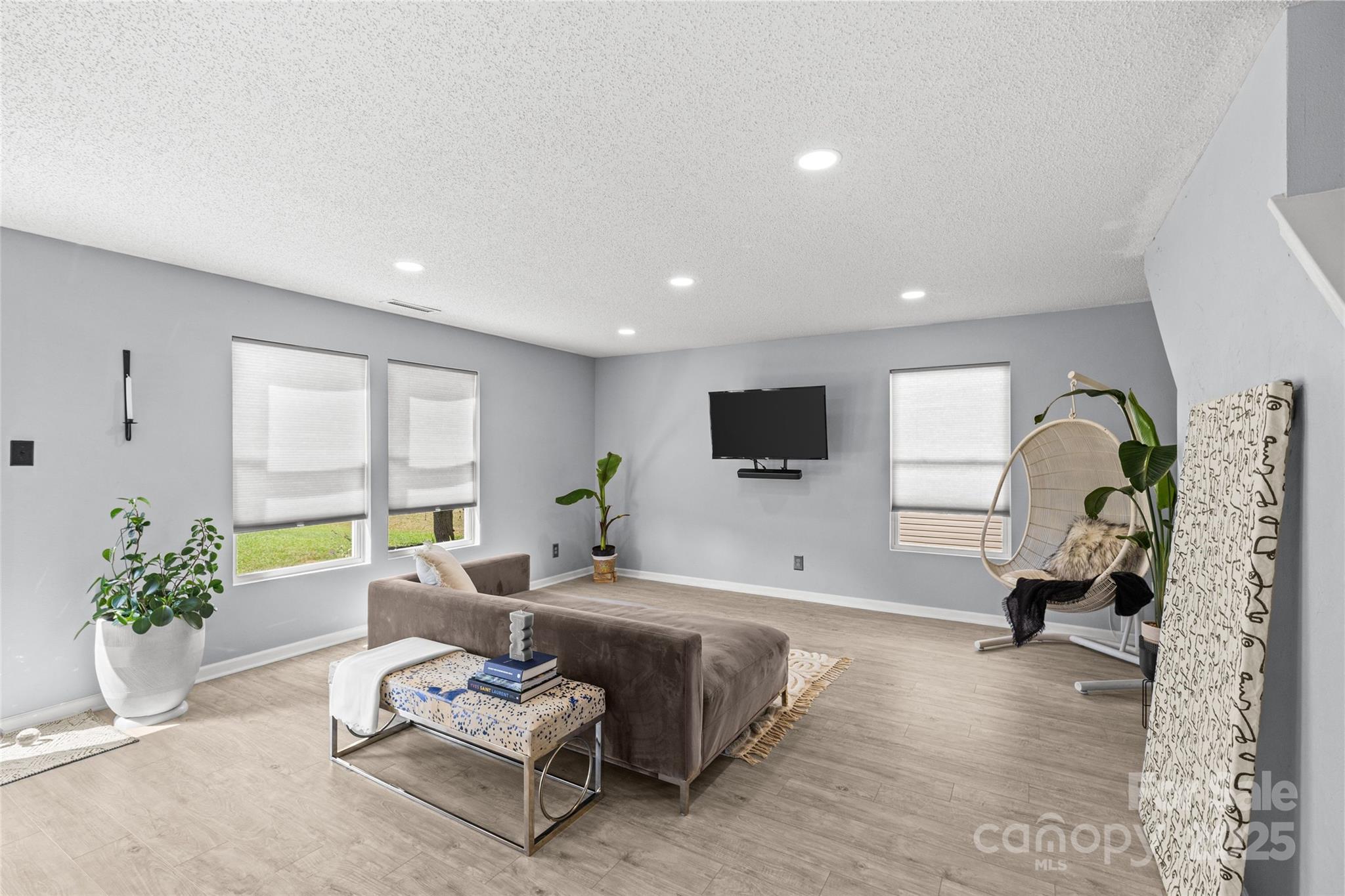 1911 Almond Hills Drive