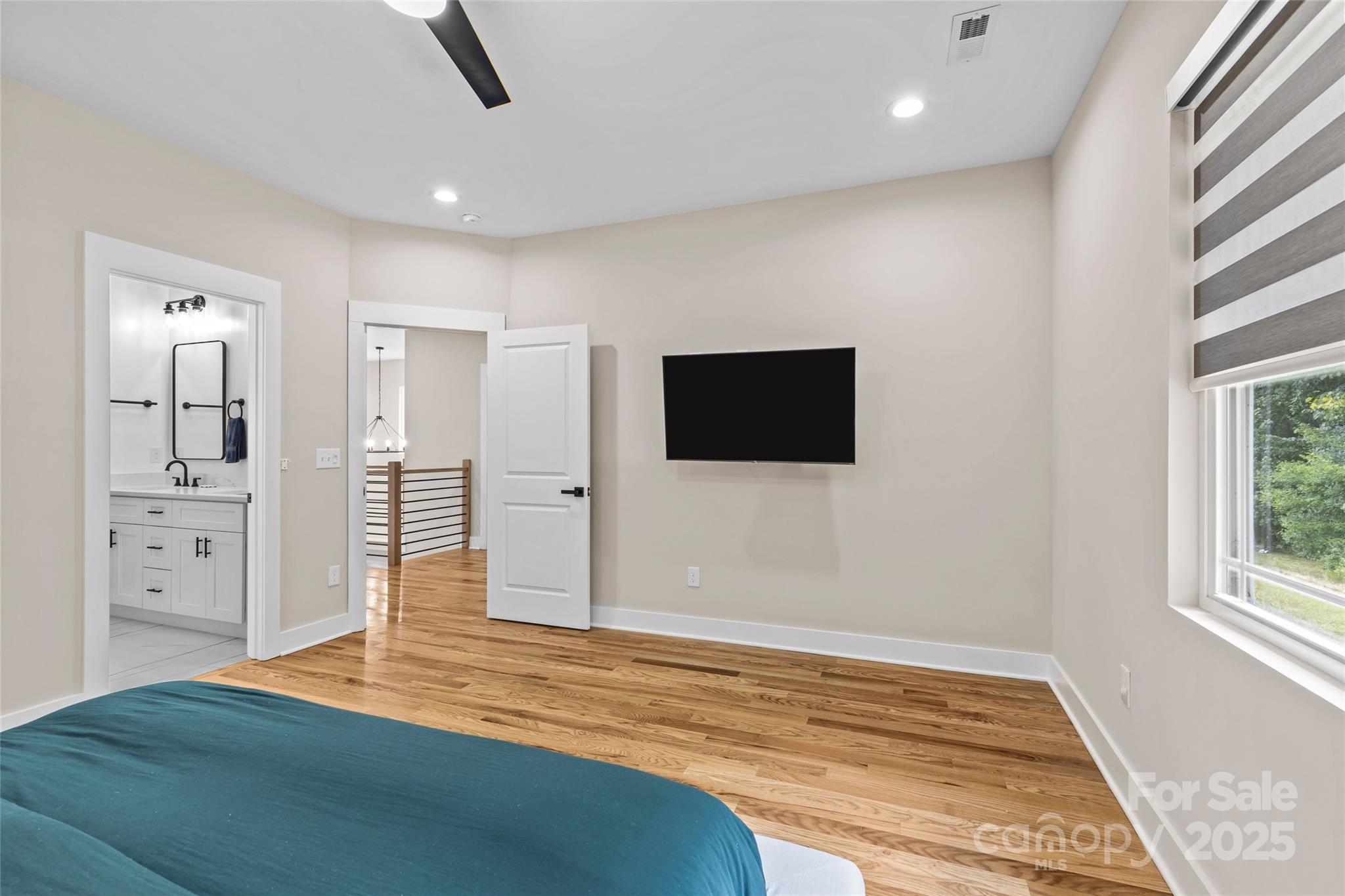 8925 Harrisburg Road