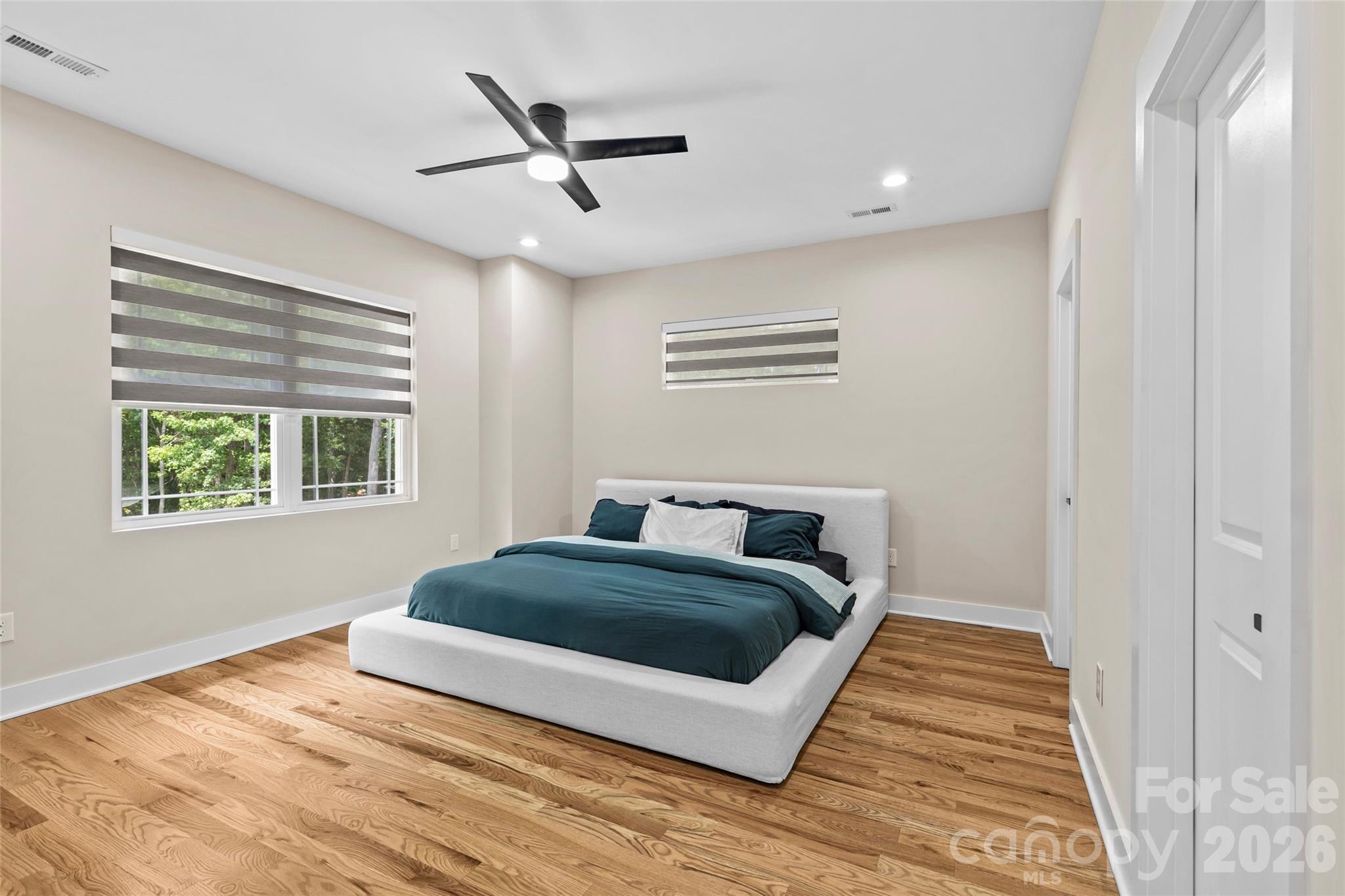 8925 Harrisburg Road