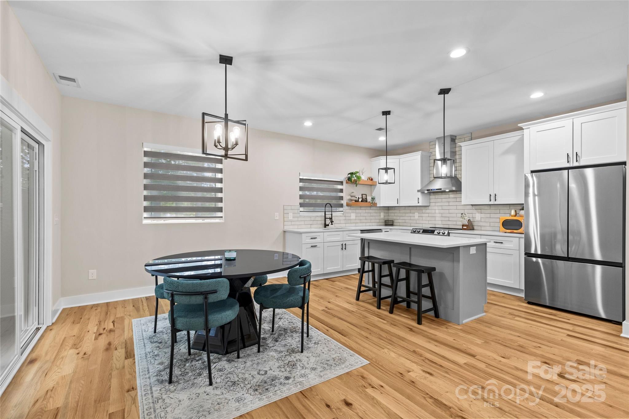 8925 Harrisburg Road