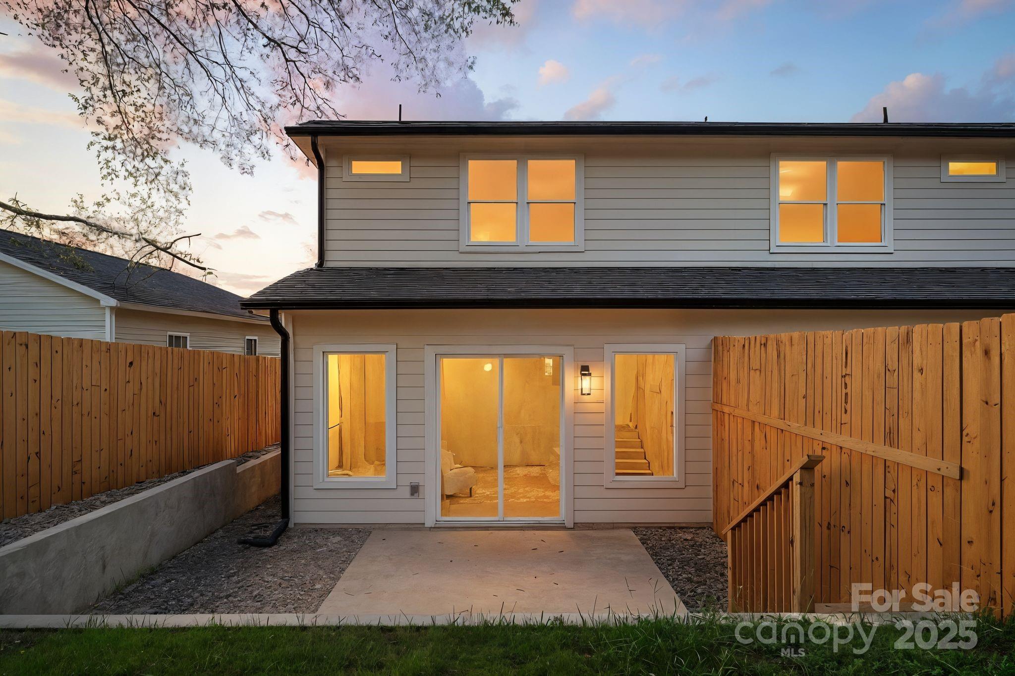 2415 Pruitt Street