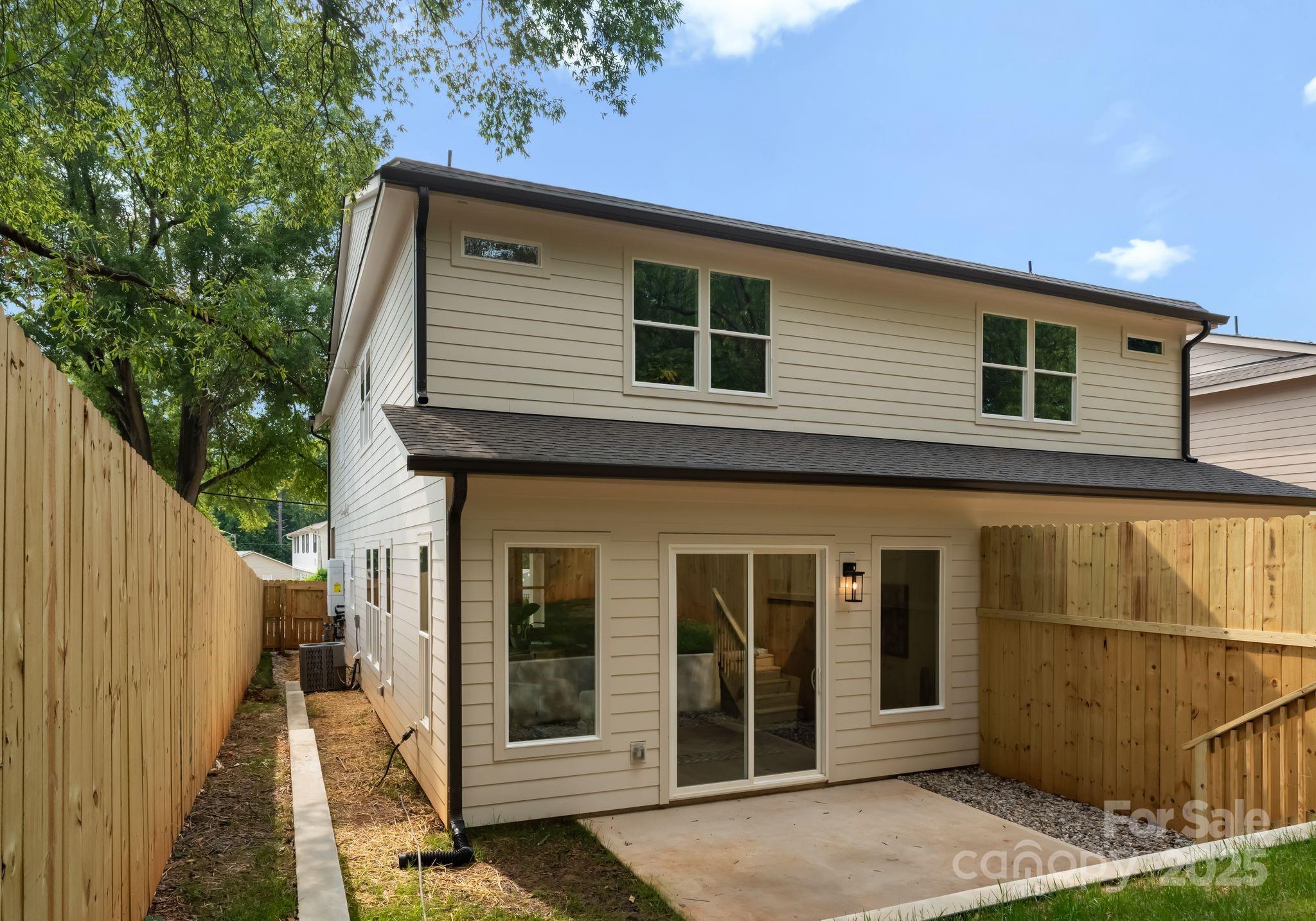 2415 Pruitt Street