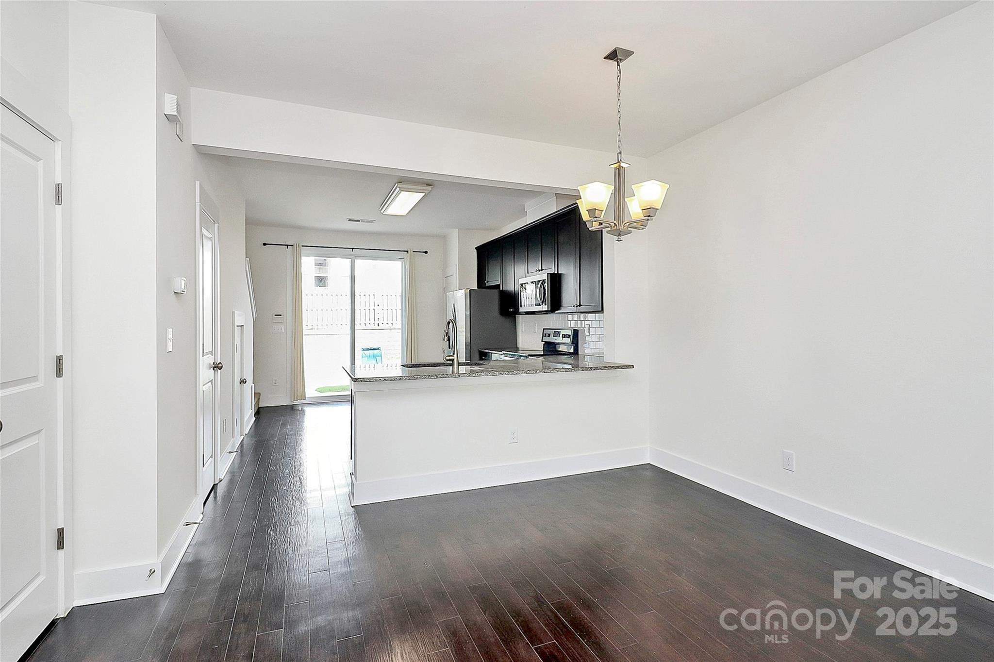 2564 Tranquil Oak Place