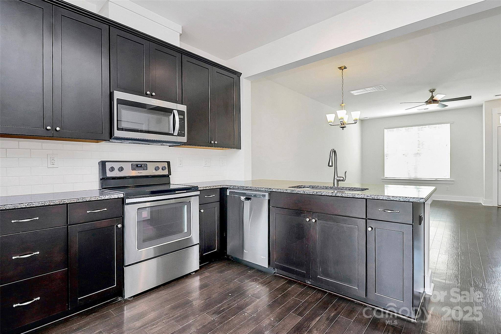 2564 Tranquil Oak Place