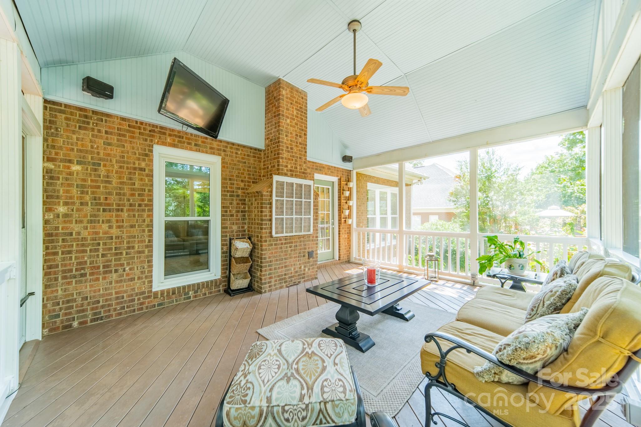 1932 MILLBROOK Lane
